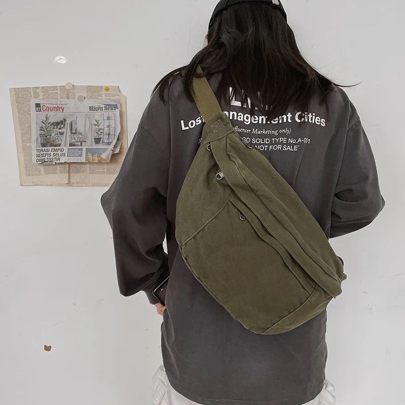 Japanese Brand Canvas Crossbody Bag Size ONE SIZE - 1 Thumbnail