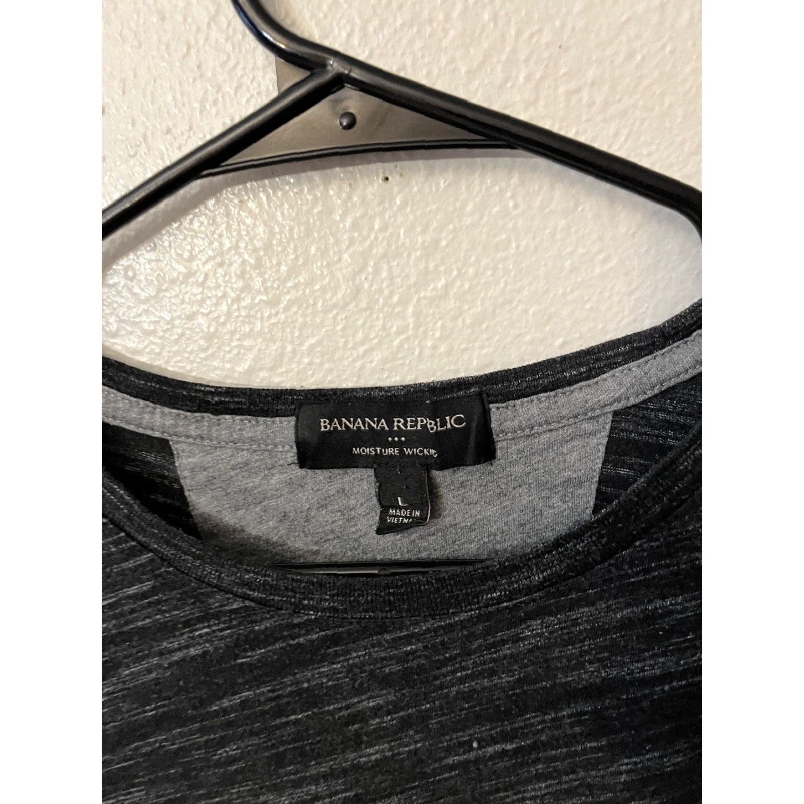 Banana Republic Banana Republic Shirt Mens L Black Long Sleeve Moisture Wicking Base Layer Crew Neck T-Shirt Casual Regular Size US L / EU 52-54 / 3 - 3 Thumbnail