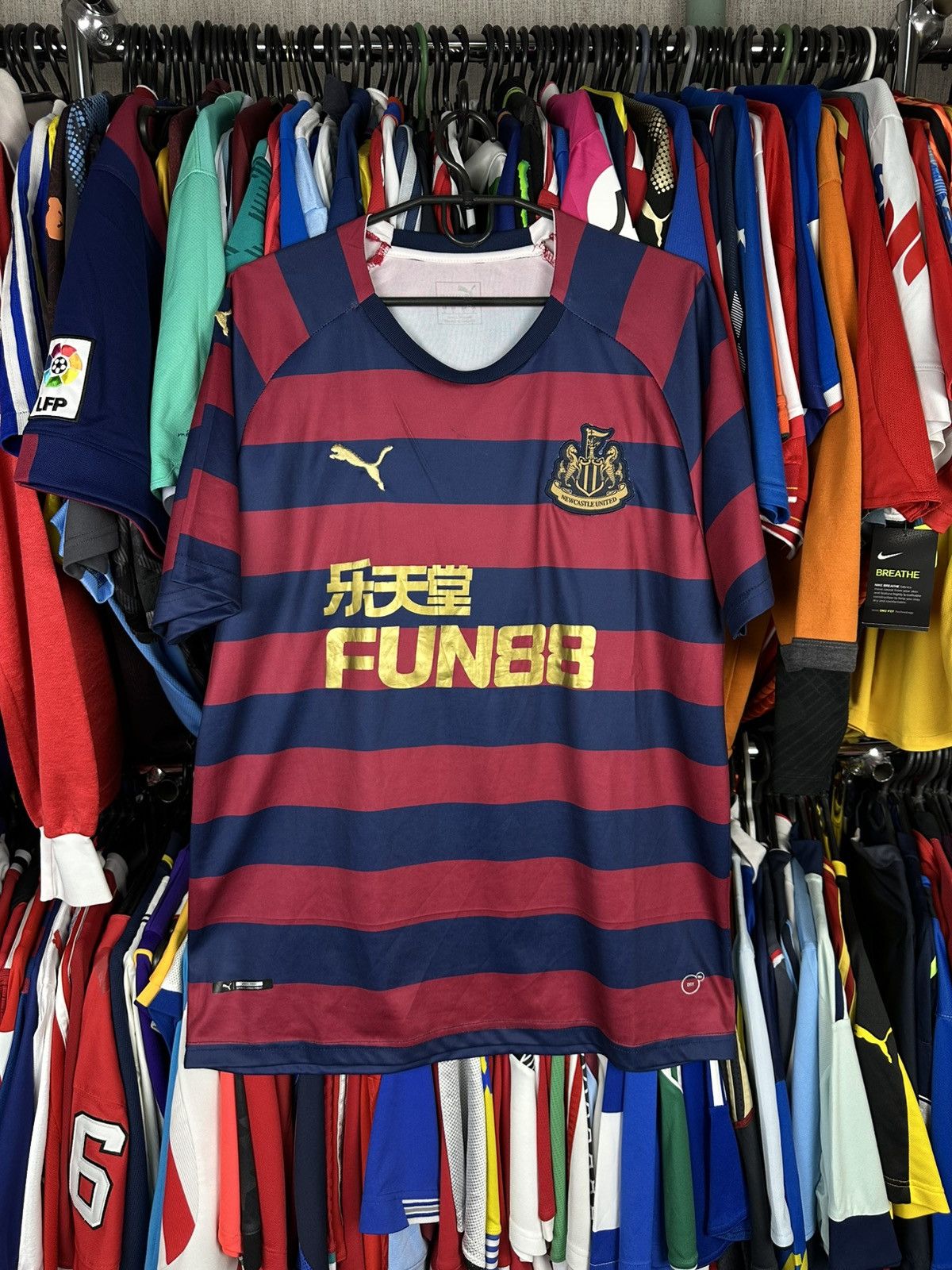 Other NEWCASTLE 2018/2019 FOOTBALL SOCCER AWAY JERSEY Size US L / EU 52-54 / 3 - 1 Thumbnail