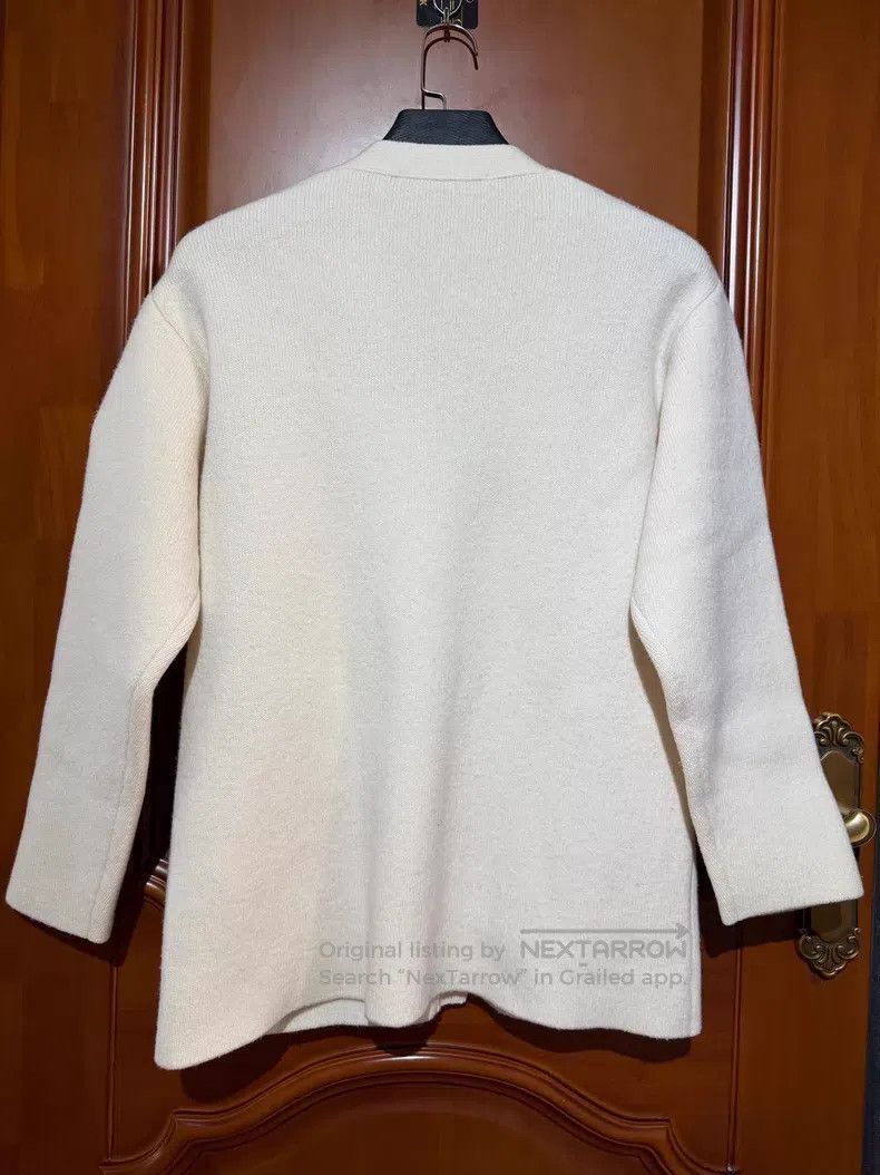 Balenciaga Balenciaga White Sleeve Logo Wool Cardigan Size US S / EU 44-46 / 1 - 2 Thumbnail