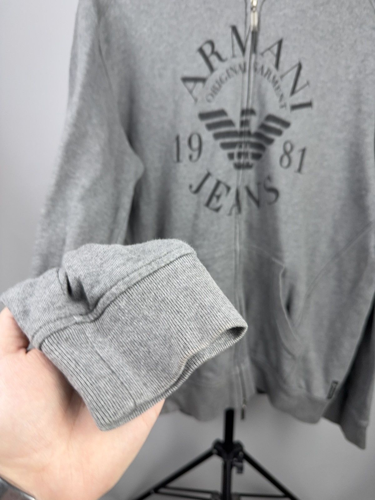 Armani 00s Armani Jeans Grey Zip Hoodie Logo Print Casual Fit Size US XL / EU 56 / 4 - 3 Thumbnail