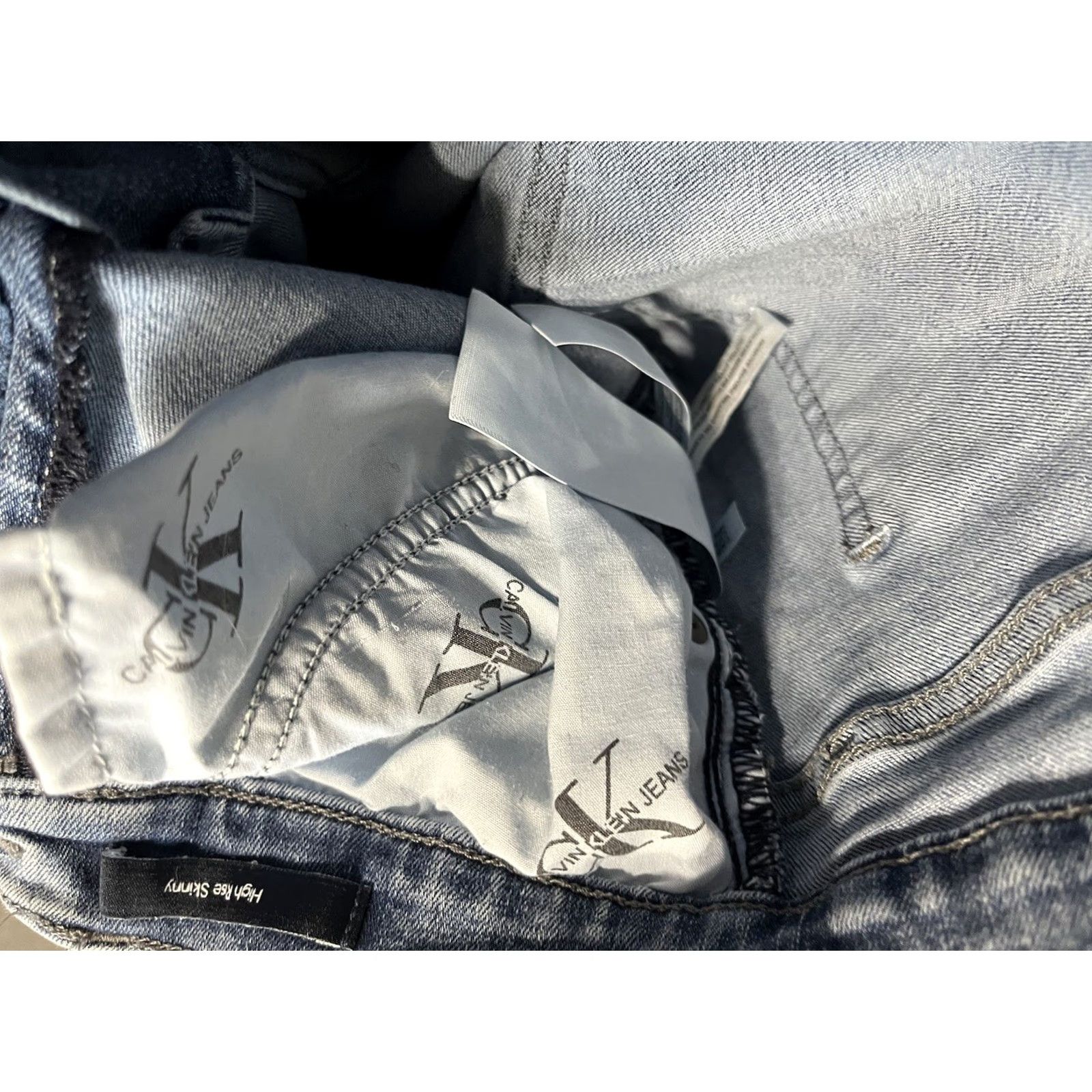 Calvin Klein Calvin Klein Jeans Womens Size 27 Med Wash High Rise Skinny Jeans Raw Hem Size 27" / US 4 / IT 40 - 7 Thumbnail