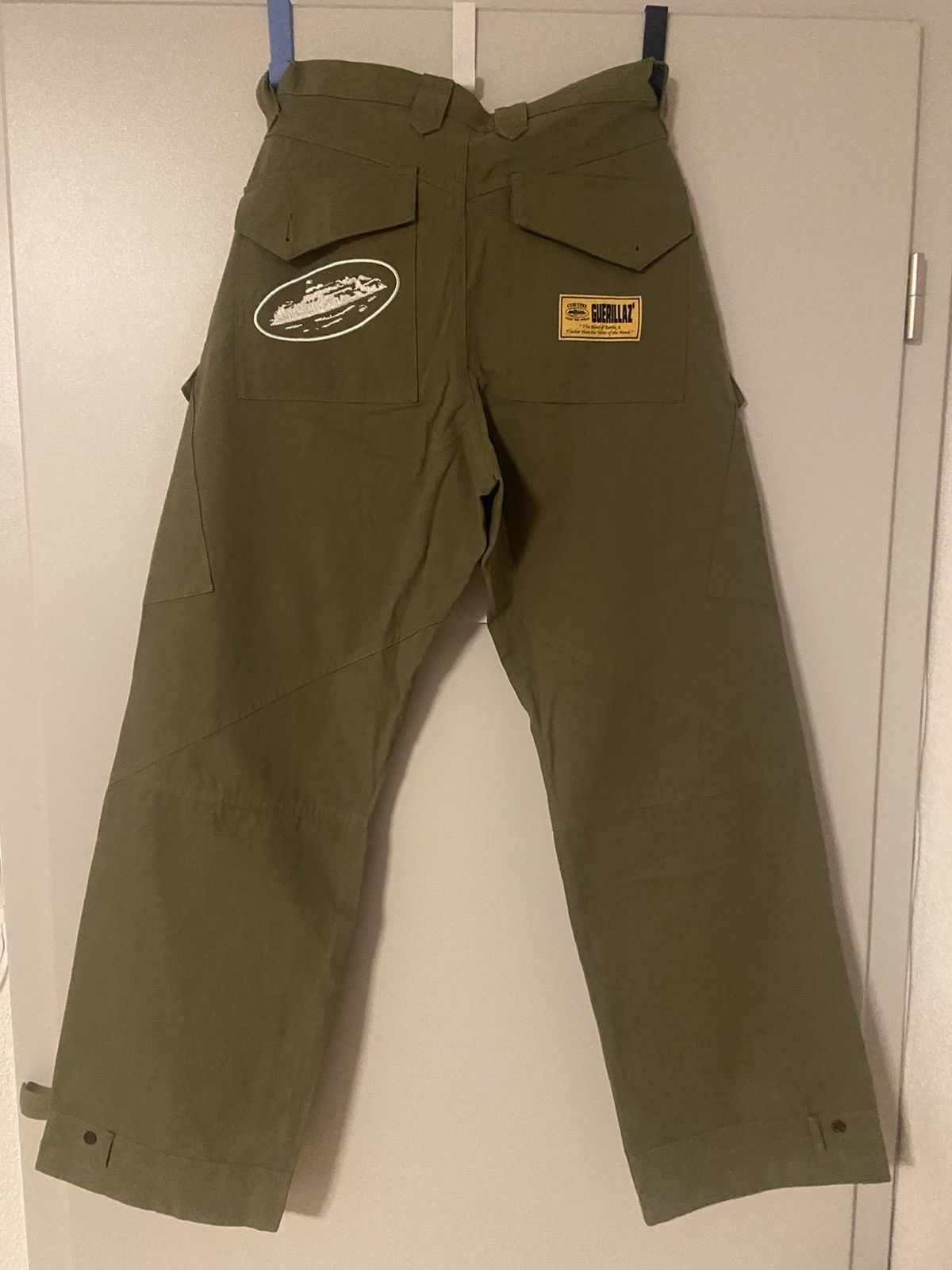 大特価 Corteiz Cargo Men Pants : - CARGOS Green KHAKI パンツ