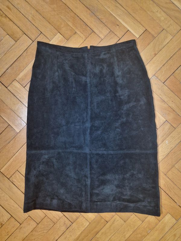 Genuine Leather × Japanese Brand vintage black suede leather skirt Size 27" / US 4 / IT 40 - 1 Thumbnail