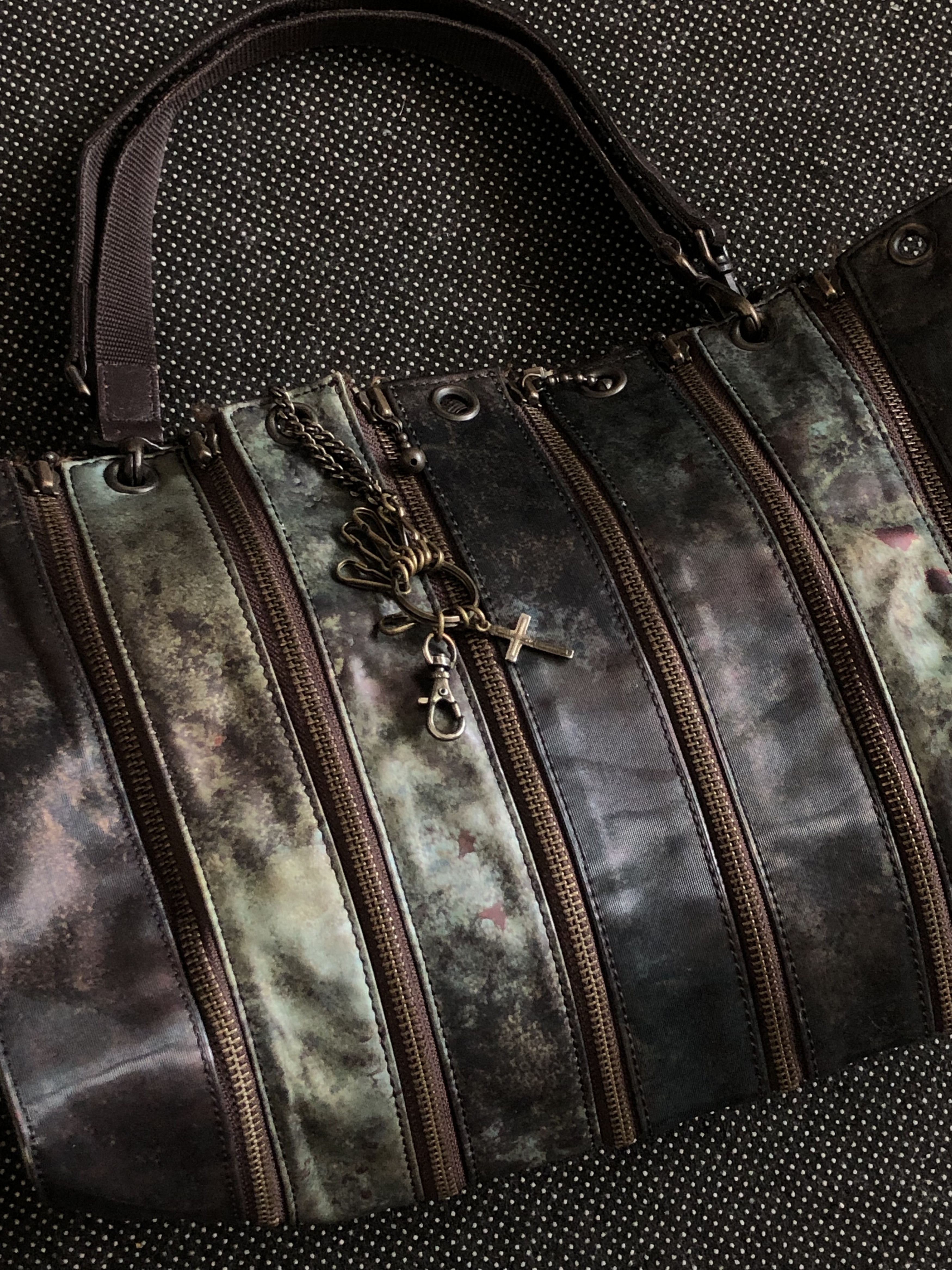 Jean Paul Gaultier GRAIL🔥FW1995 “CYBER” HOLOGRAPHIC MULTI ZIP BONDAGE BAG Size ONE SIZE - 8 Thumbnail