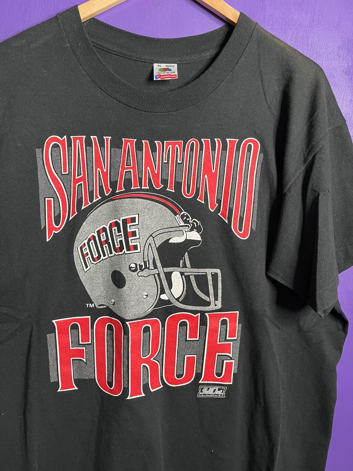 Vintage Vintage 90s San Antonio force helmet t-shirt Size US XL / EU 56 / 4 - 3 Thumbnail