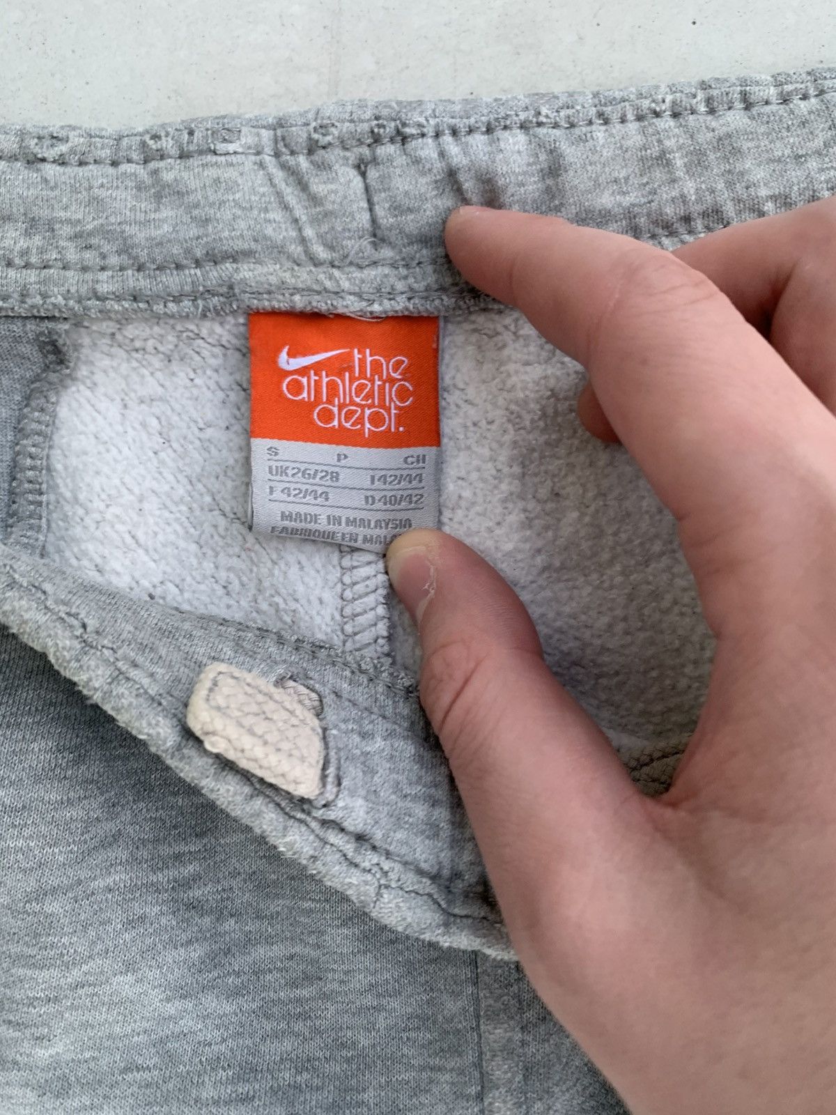 Nike Nike Sweatpants Baggy Vintage Avantgarde Pants Sportswear Size US 34 / EU 50 - 7 Thumbnail