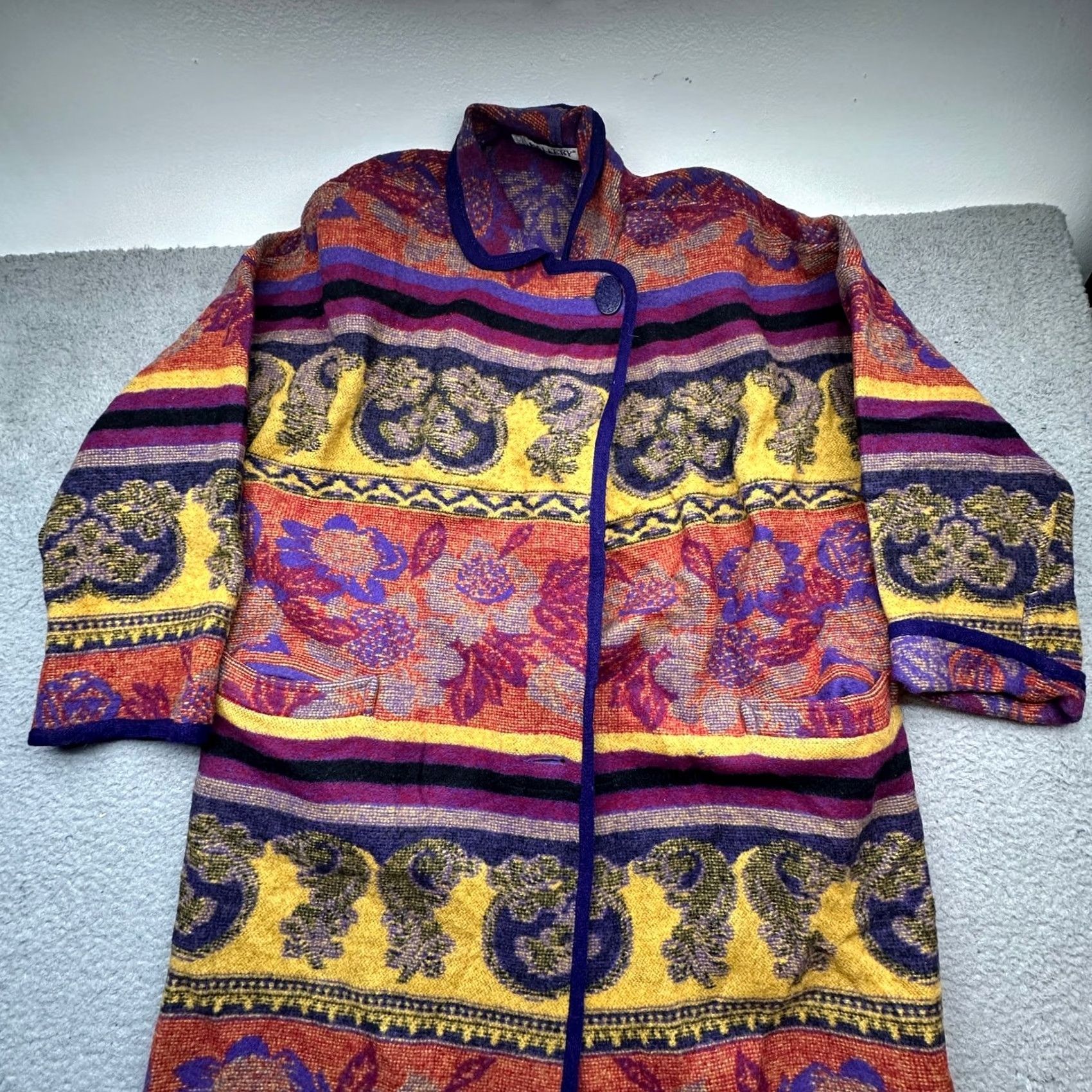 Vintage VINTAGE Gallery Wool Pea Coat Womens Medium Purple Floral Bohemian Psychedelic Long Sleeve Coat Mens Women Girls Size M / US 6-8 / IT 42-44 - 7 Thumbnail