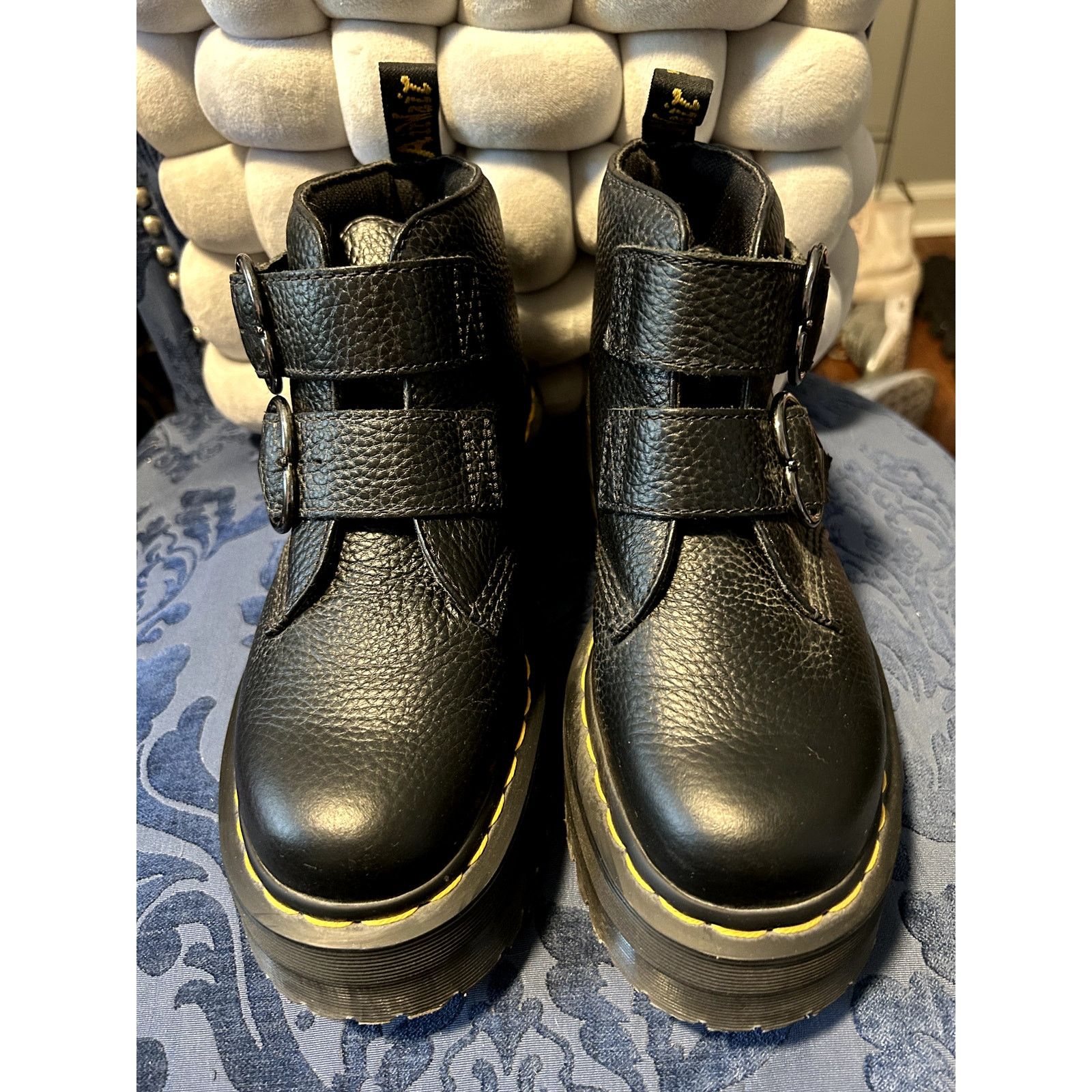 Dr. Martens Dr Martens Devon Black Hearts size 7/EU 38 Size US 7 / IT 37 - 3 Thumbnail