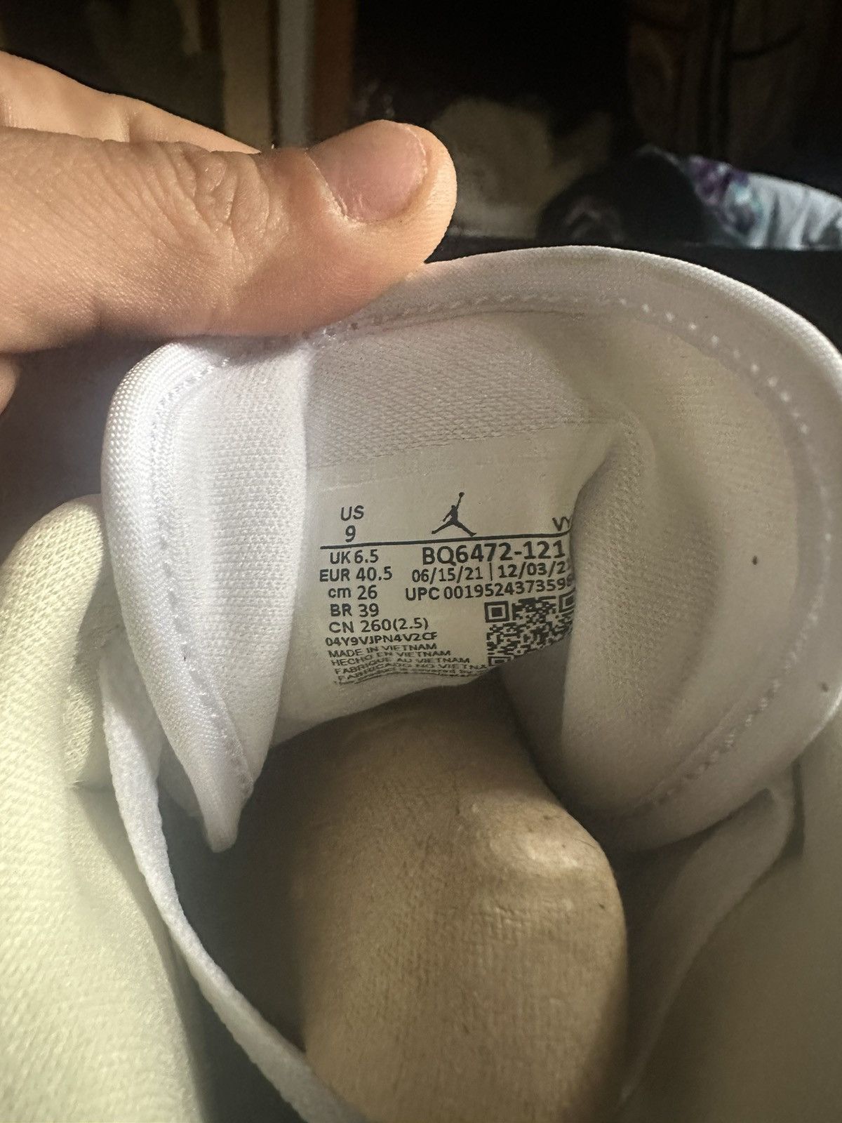 Jordan Brand × Nike Jordan 1 Mid Coconut Milk 9W Size US 9 / IT 39 - 9 Thumbnail
