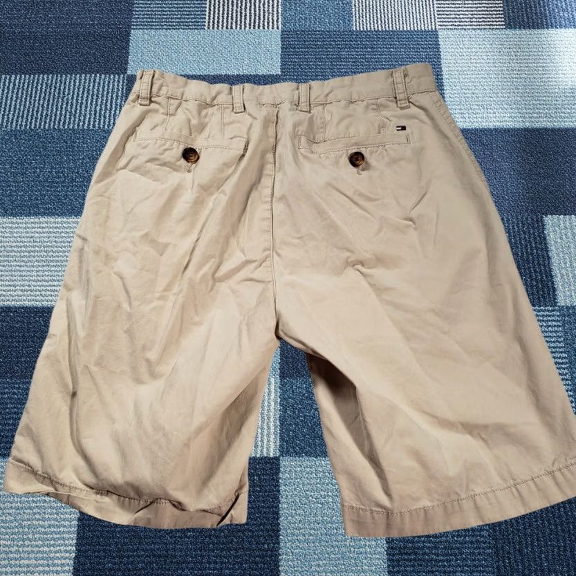 Tommy Hilfiger Tommy Hilfiger Shorts Mens 30 Khaki Chino Mid-Rise Flat Front Zip Closure Size US 28 / EU 44 - 1 Thumbnail