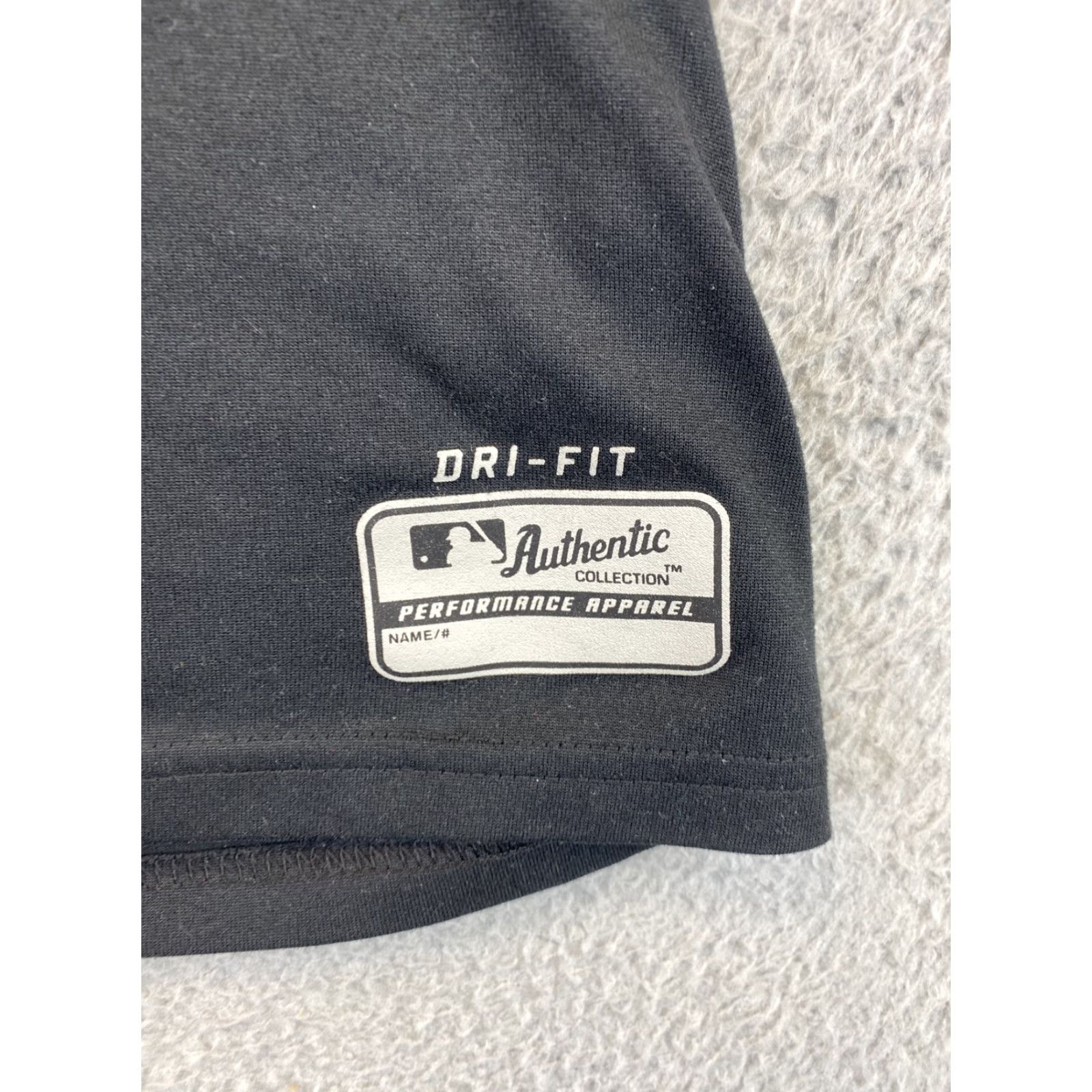 Nike Nike Dri-Fit Colorado Rockies Women's Tee Shirt S Black Womens Baseball Team Tee Shirt 81-48 Size S / US 4 / IT 40 - 2 Thumbnail