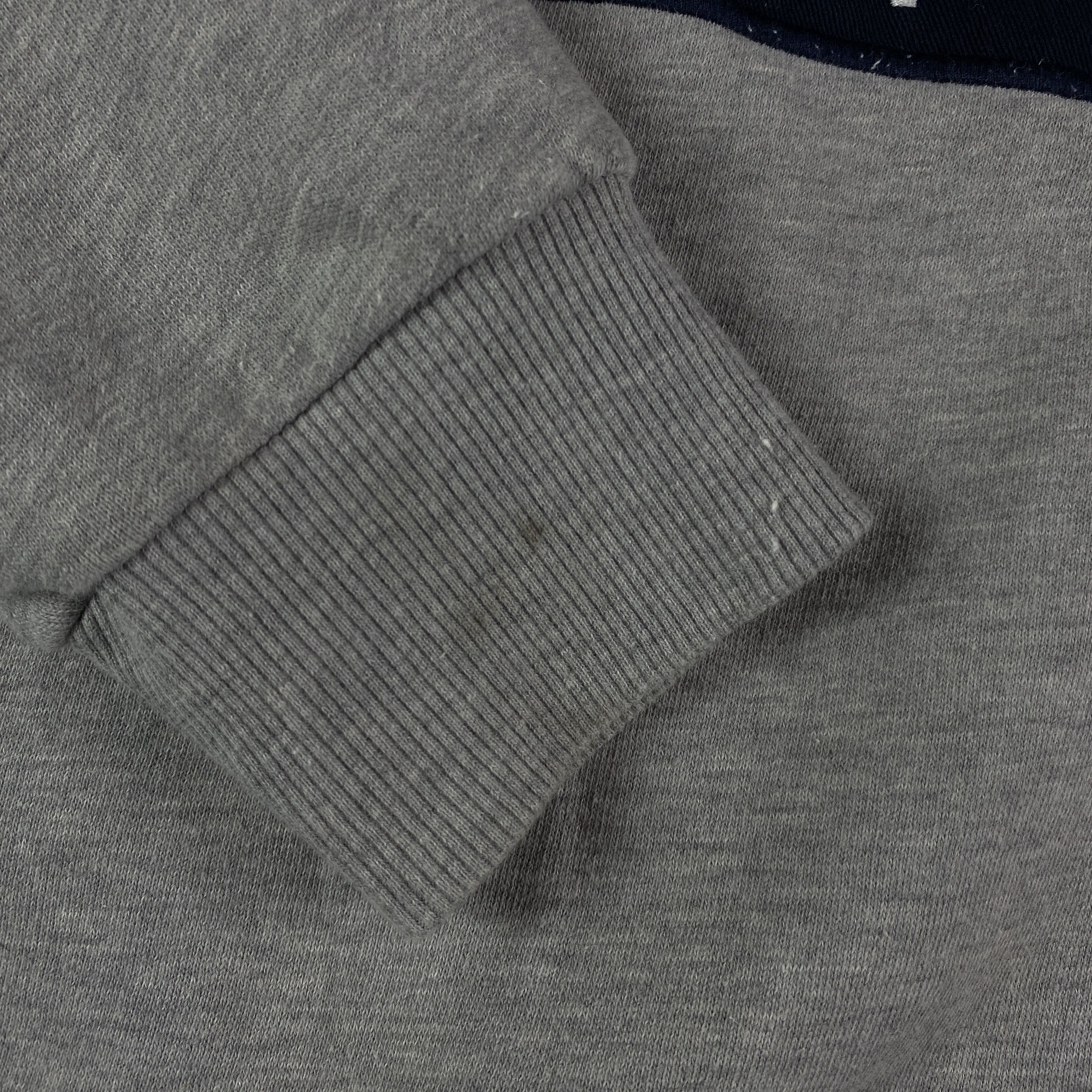 Tommy Hilfiger × Vintage Men’s Sweatshirt Long Sleeve Tommy Hilfiger Vintage Size L Size US L / EU 52-54 / 3 - 4 Thumbnail