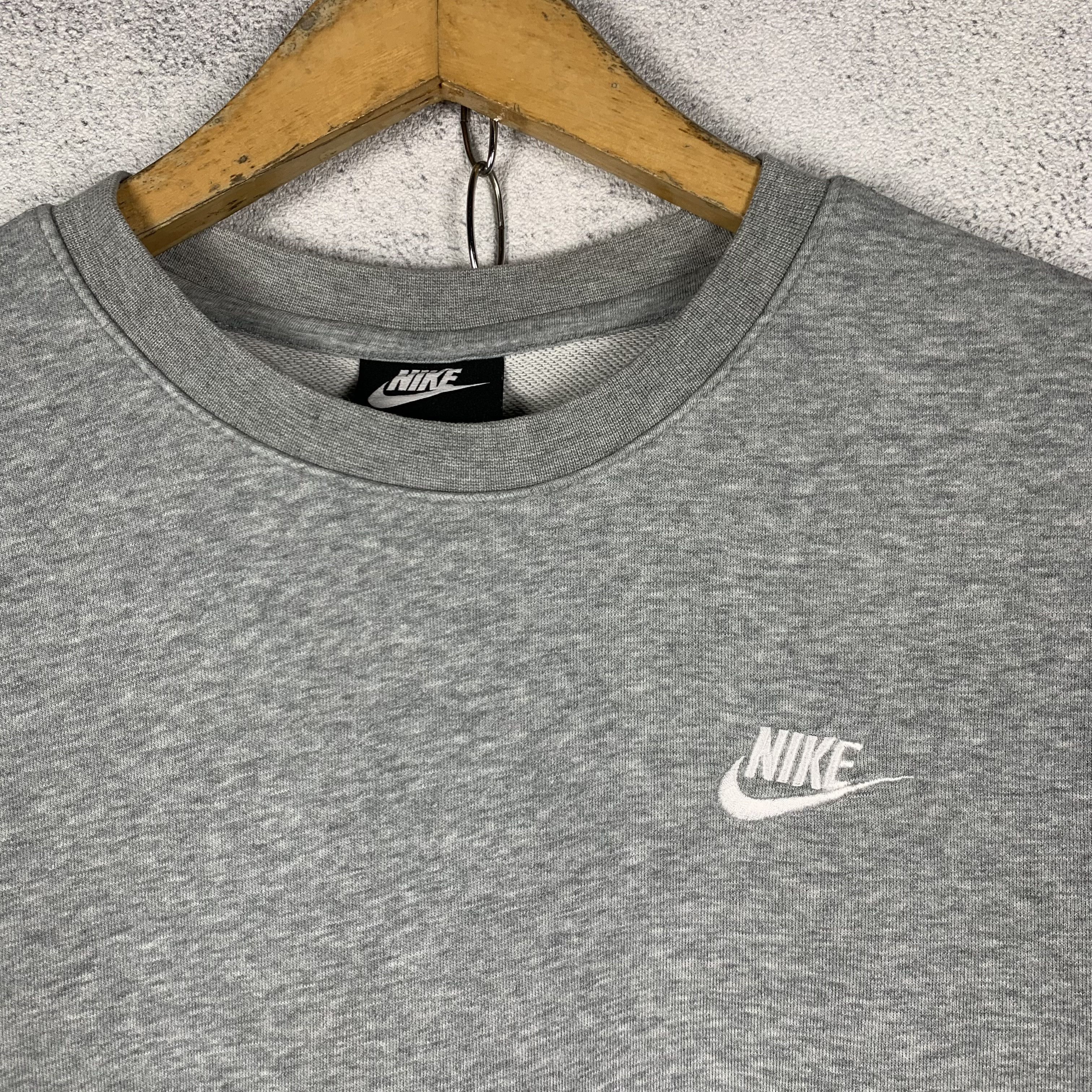 Nike Nike Swoosh Sweatshirt Crewneck Size US S / EU 44-46 / 1 - 2 Thumbnail
