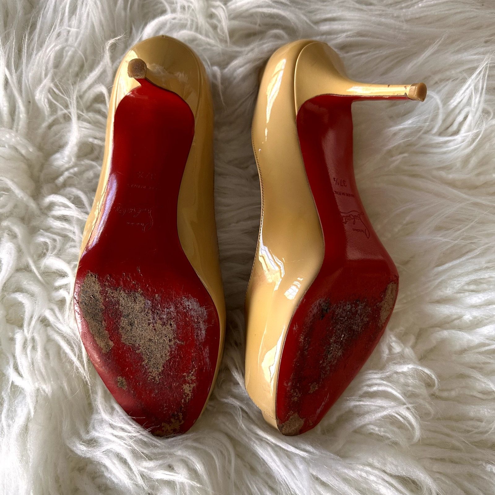 Christian Louboutin Beige Cream Yellow Christian Louboutin Heels Size 37 1/2 Size US 7.5 / IT 37.5 - 7 Thumbnail