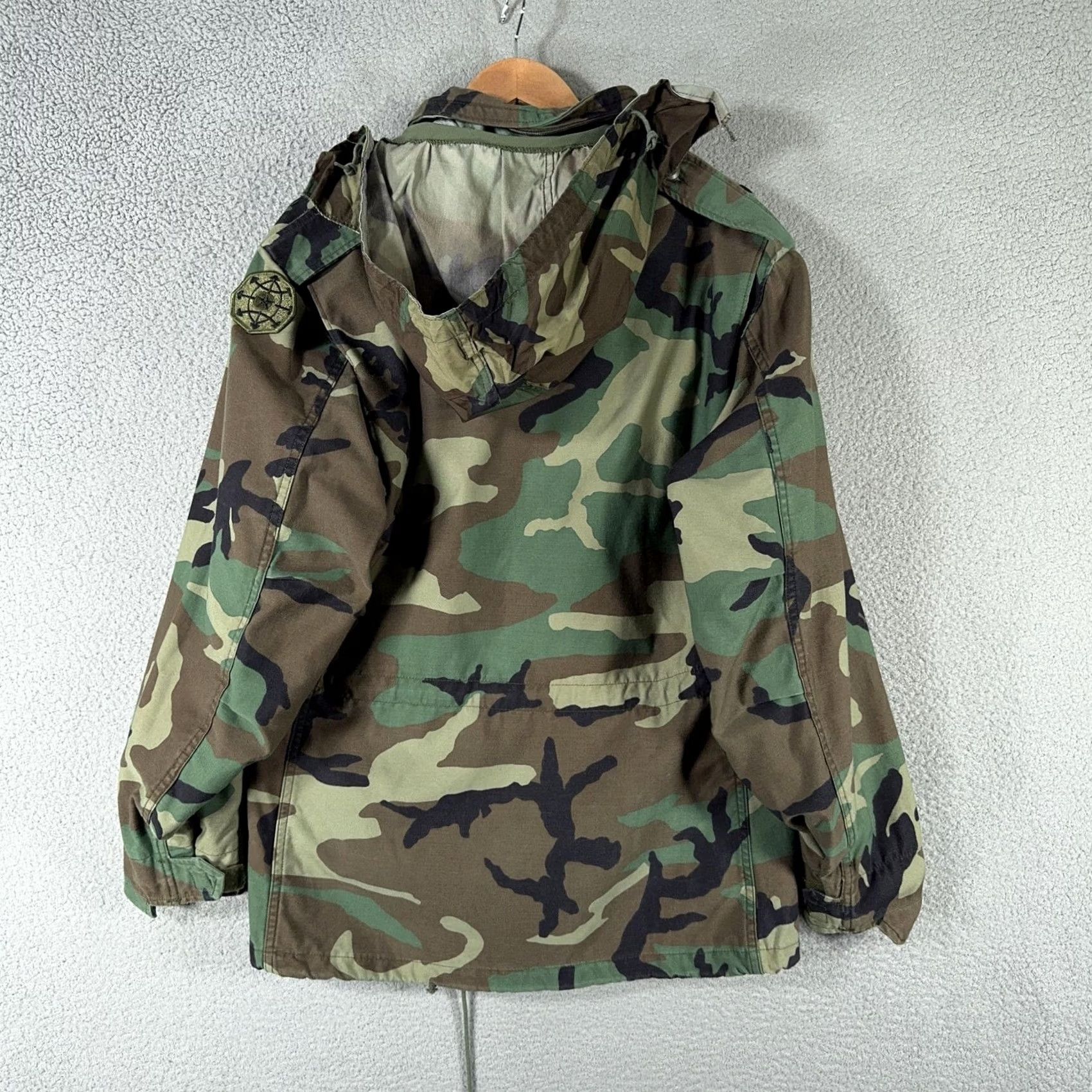 Vintage VINTAGE US Army M-65 Field Jacket Mens Medium Regular Woodland Camouflage Hooded M65 Size US M / EU 48-50 / 2 - 2 Thumbnail