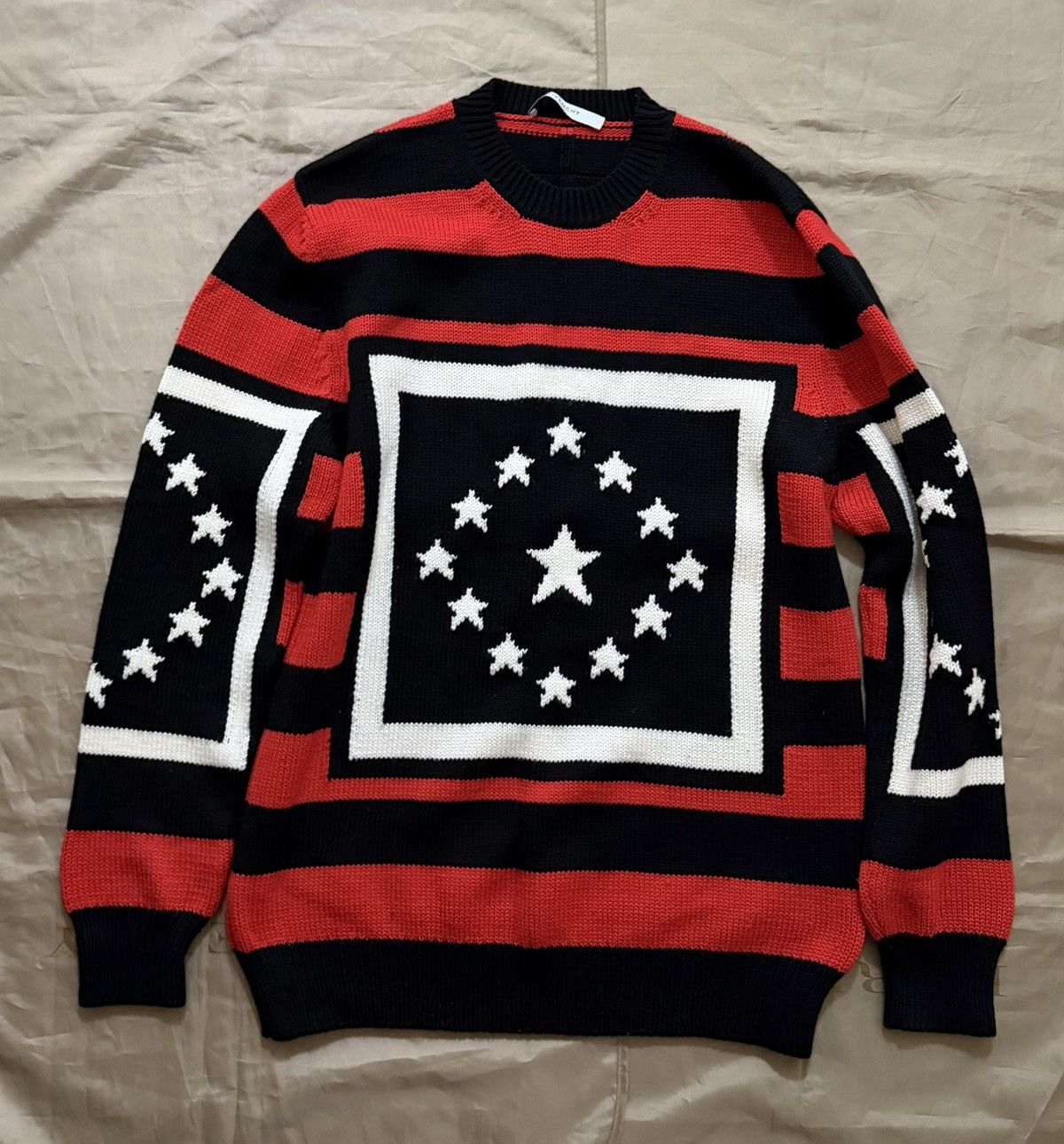 Givenchy Givenchy Horizontal Striped Crew-neck Sweater size L Size US L / EU 52-54 / 3 - 1 Thumbnail