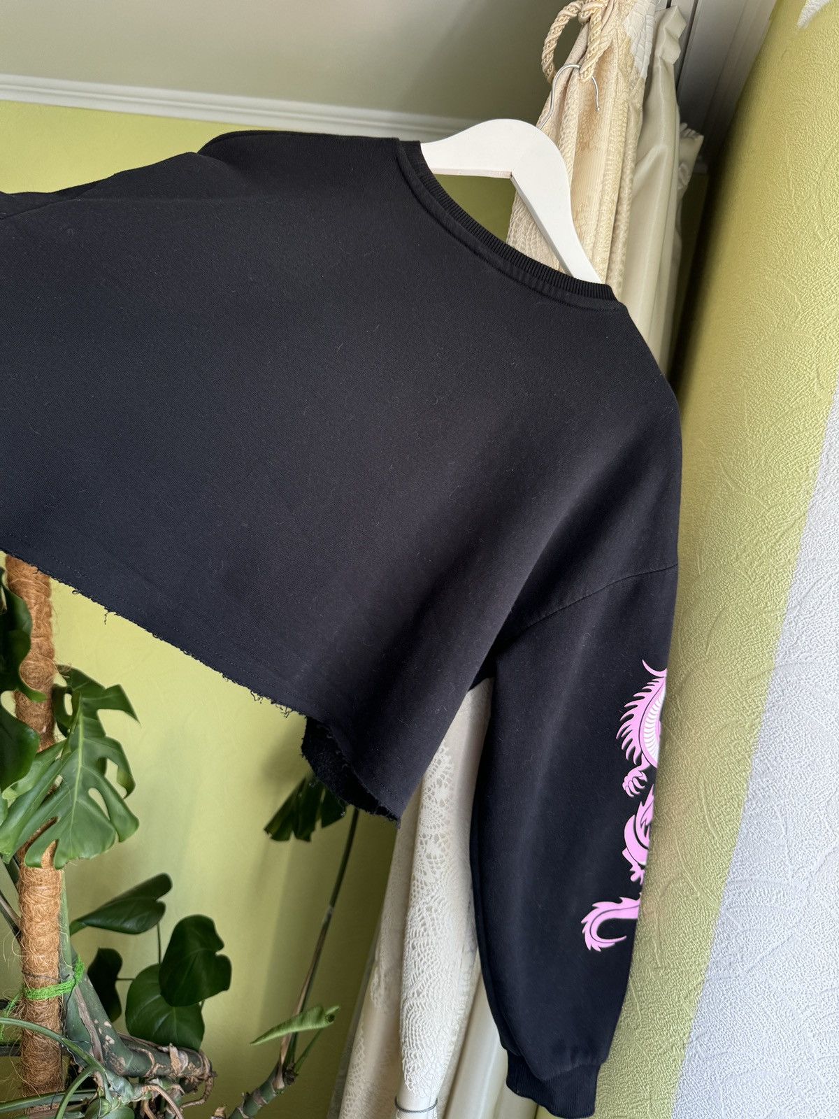 Japanese Brand Y2K Hello Kitty Cropped Japanese Dragon Sweatshirt if6was9 Size L / US 10 / IT 46 - 10 Thumbnail