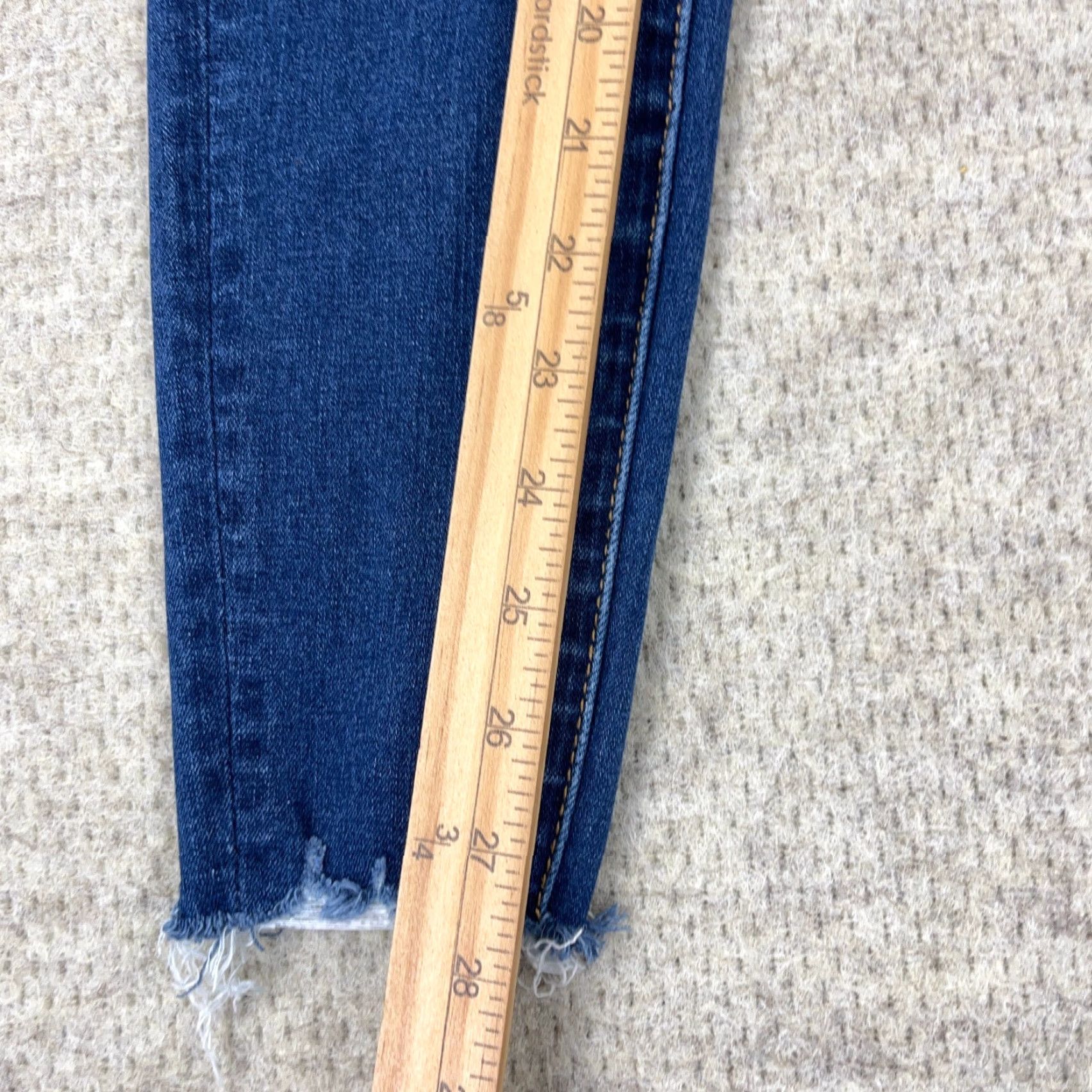 American Eagle Outfitters American Eagle Outfitters Jeans Women 0 Jegging High Rise Stretch Dark Wash Distressed 5-Pocket Denim Blue 28 in Inseam Mens? Size 25" / US 0 / IT 36 - 7 Thumbnail