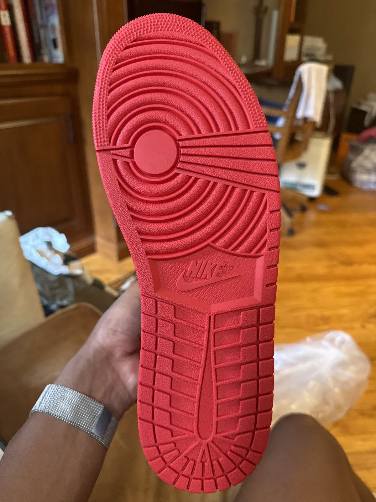 Jordan Brand Jordan 1 Mid Chicago Toe Size US 12 / EU 45 - 9 Thumbnail