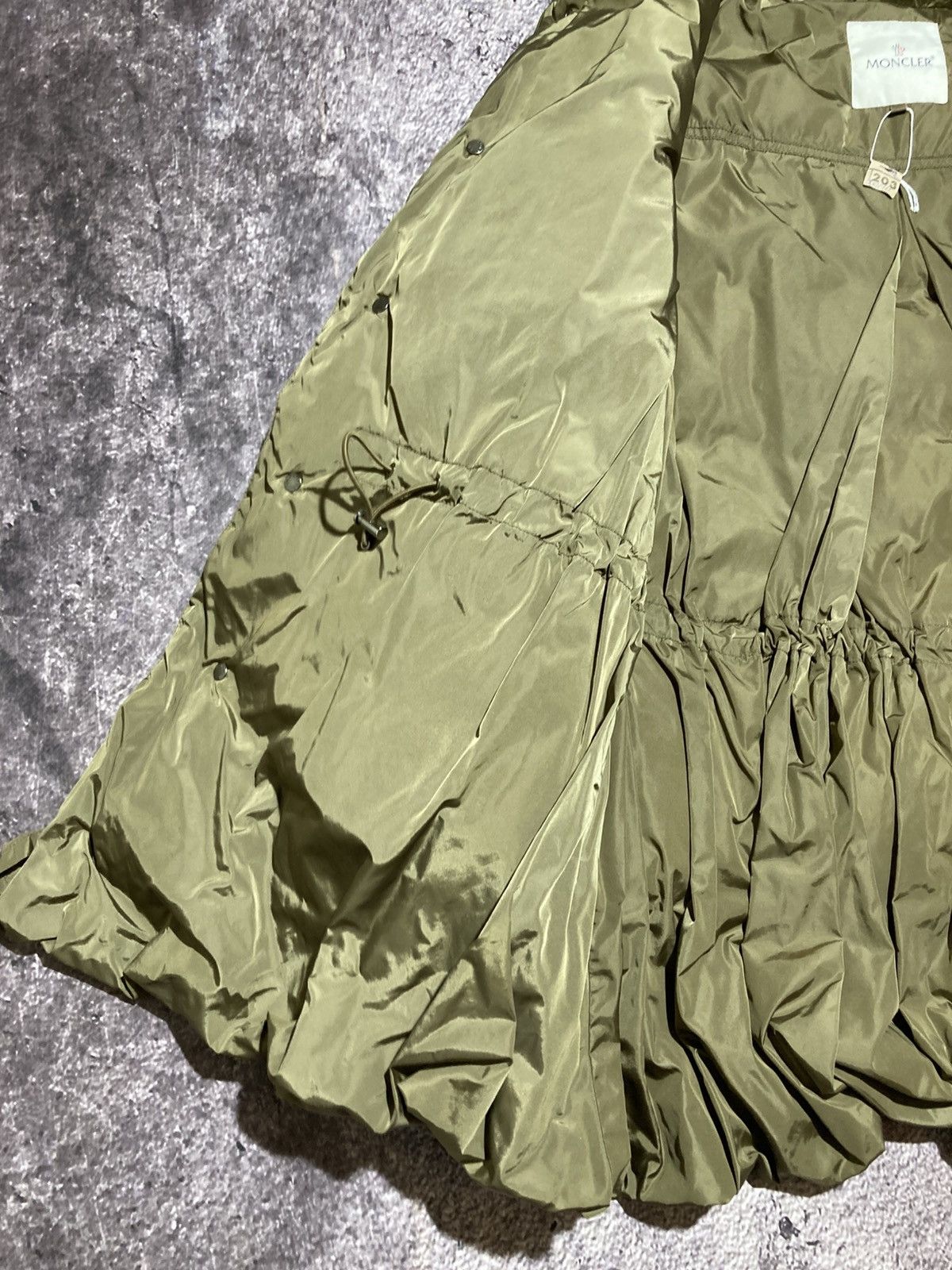 Moncler Moncler Khaki Down Peplum Trim Detailed Seri Jacket Size M / US 6-8 / IT 42-44 - 16 Thumbnail