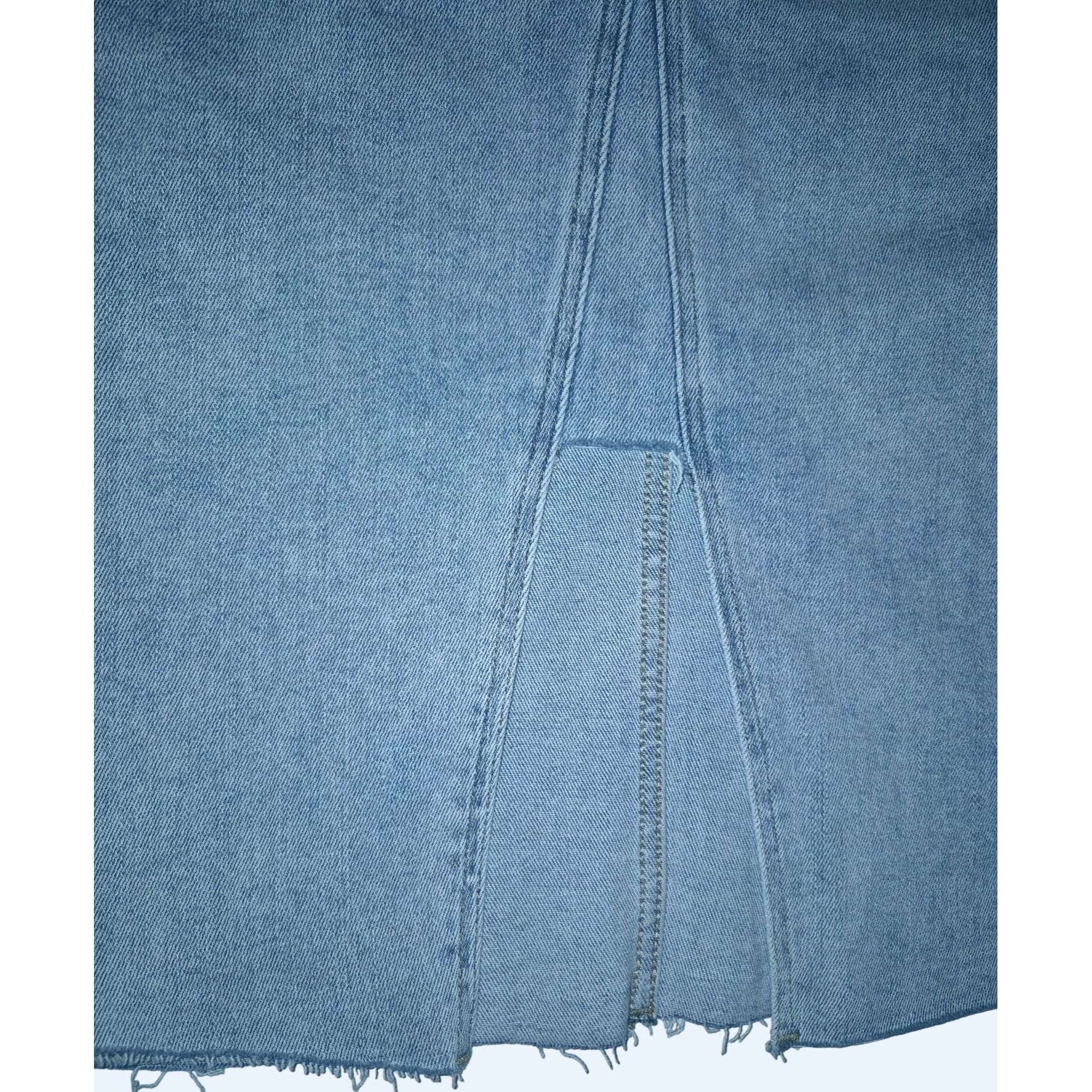 Other Bayeas Womens 6 Light Wash Denim Skirt Perfect Stretch Fraye Size 28" / US 6 / IT 42 - 7 Thumbnail