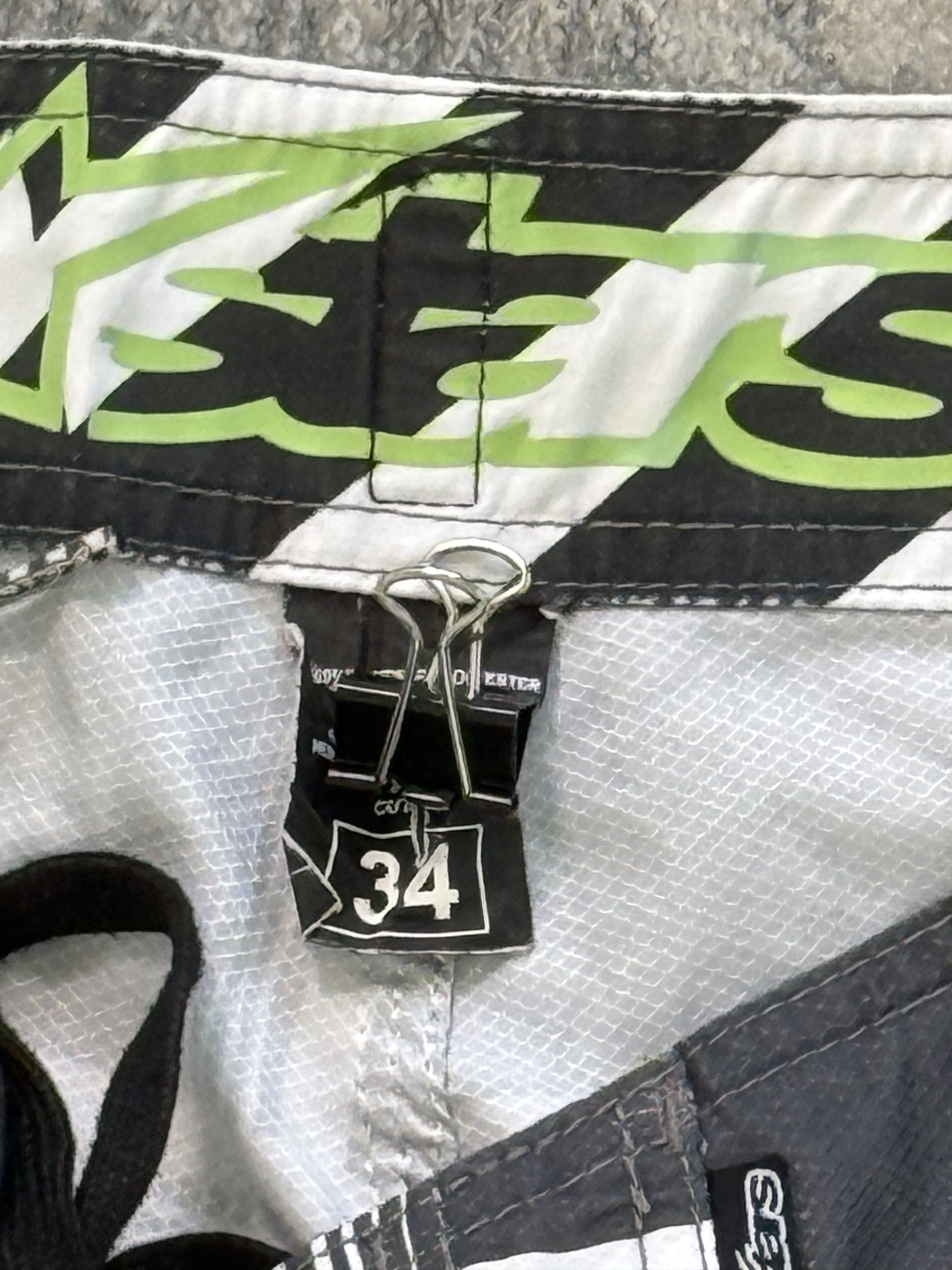 Alpinestars Vintage Alpine Stars Green and Gray Cargo Boardshorts Size US 34 / EU 50 - 5 Thumbnail