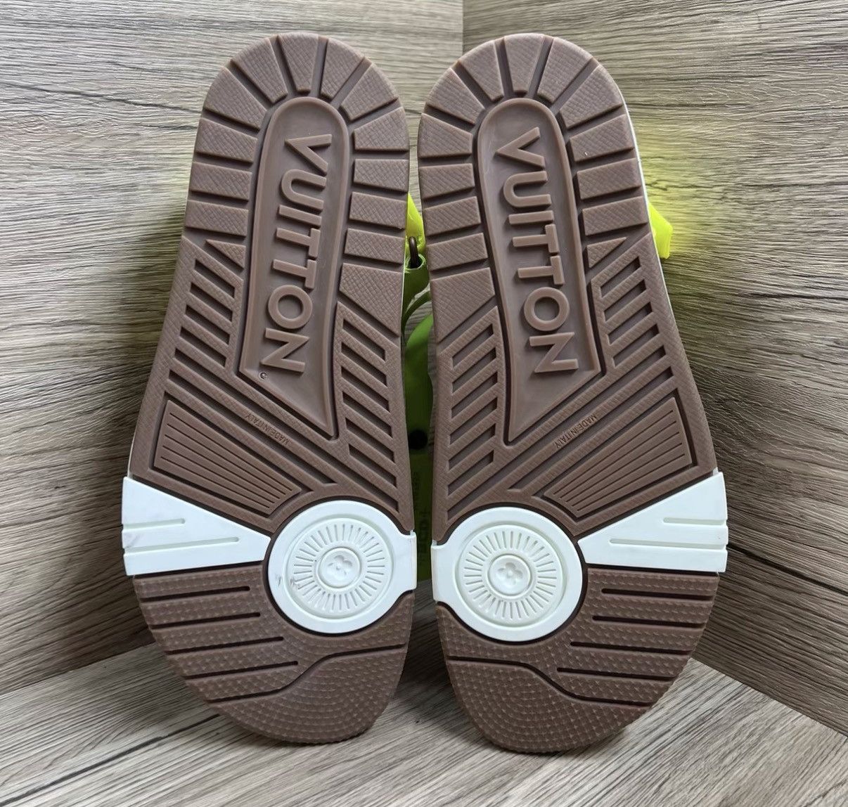 Louis Vuitton Louis Vuitton Trainer Brown & Green Sandals J41 Size US 7 / EU 40 - 5 Thumbnail