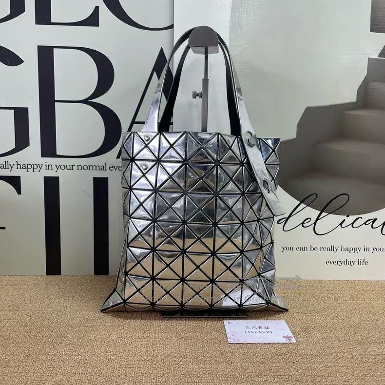 Issey Miyake Issey Miyake Mirror Surface Handheld Tote Bag Size ONE SIZE - 1 Thumbnail