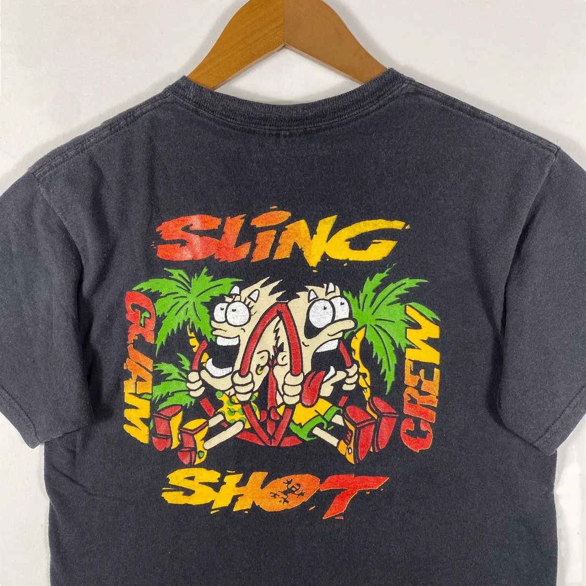 Vintage Vintage 00's SLINGSHOT GUAM CREW Cartoon Graphic Tee Shirt Size US S / EU 44-46 / 1 - 2 Thumbnail