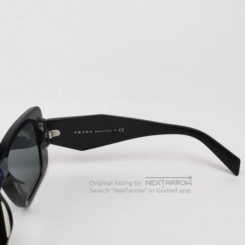 Prada Prada Logo Frame Sunglasses. Size ONE SIZE - 4 Thumbnail