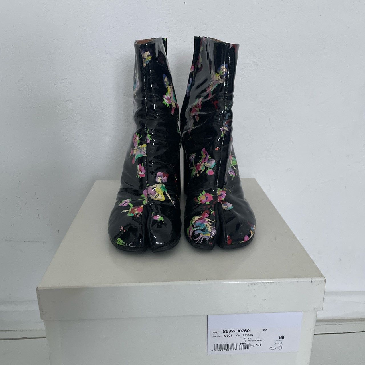 Maison Margiela Margiela tabi anime print 38 Size US 8 / IT 38 - 2 Thumbnail