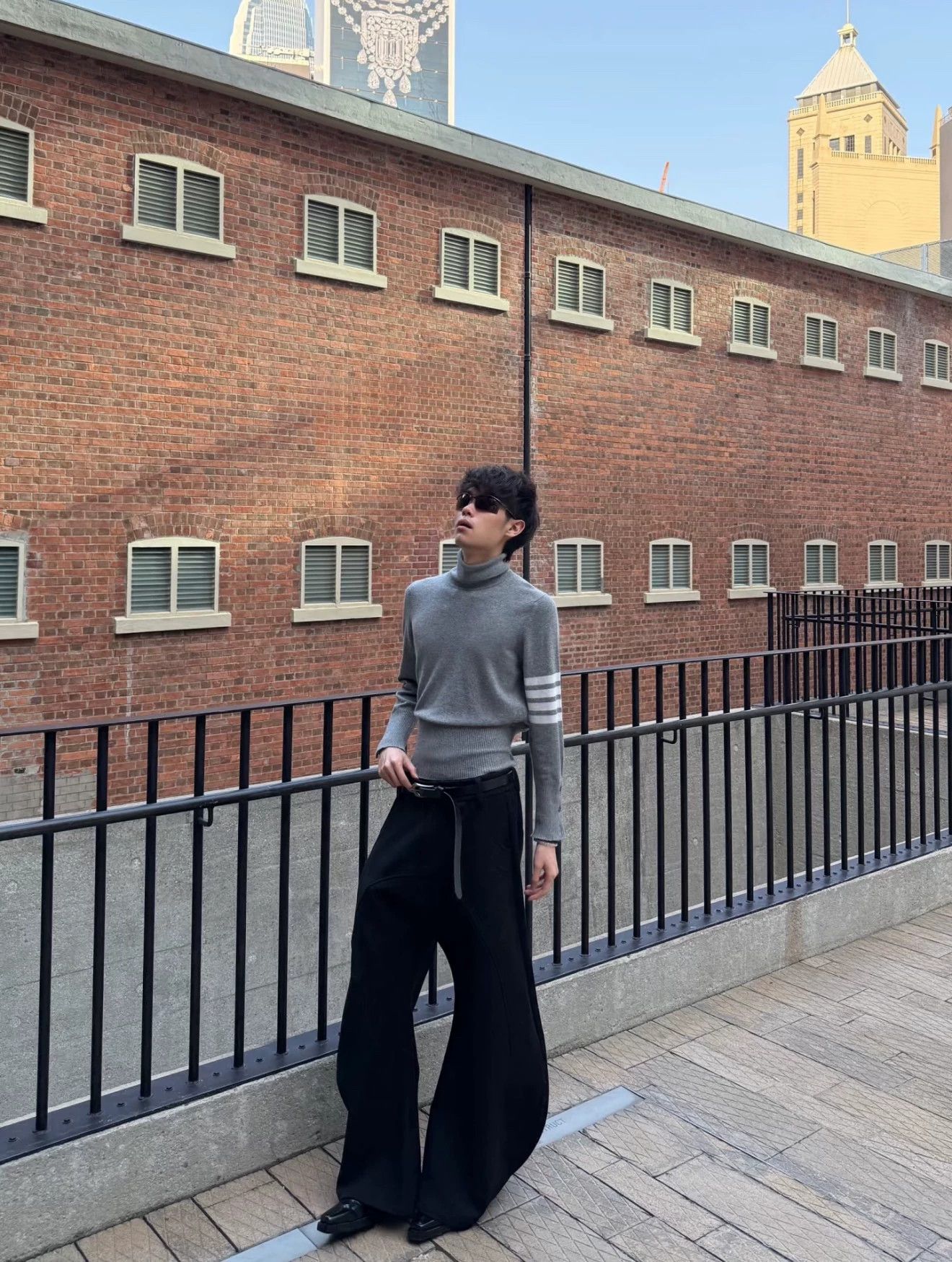 Thom Browne Thom Browne Light Gray Cashmere Turtleneck Size 4 Size US XL / EU 56 / 4 - 6 Thumbnail