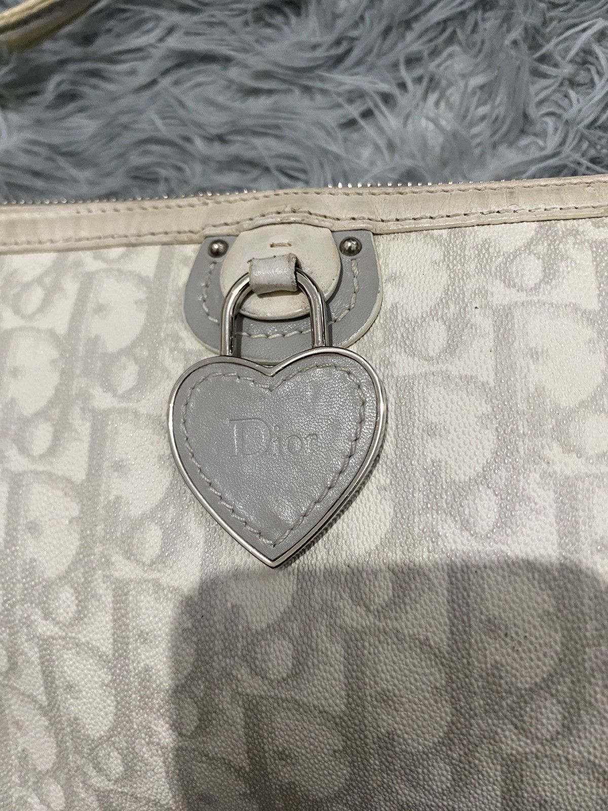Dior CHRISTIAN DIOR MONOGRAM HEART ROMANTIQUE SHOULDER BAG Size ONE SIZE - 2 Thumbnail
