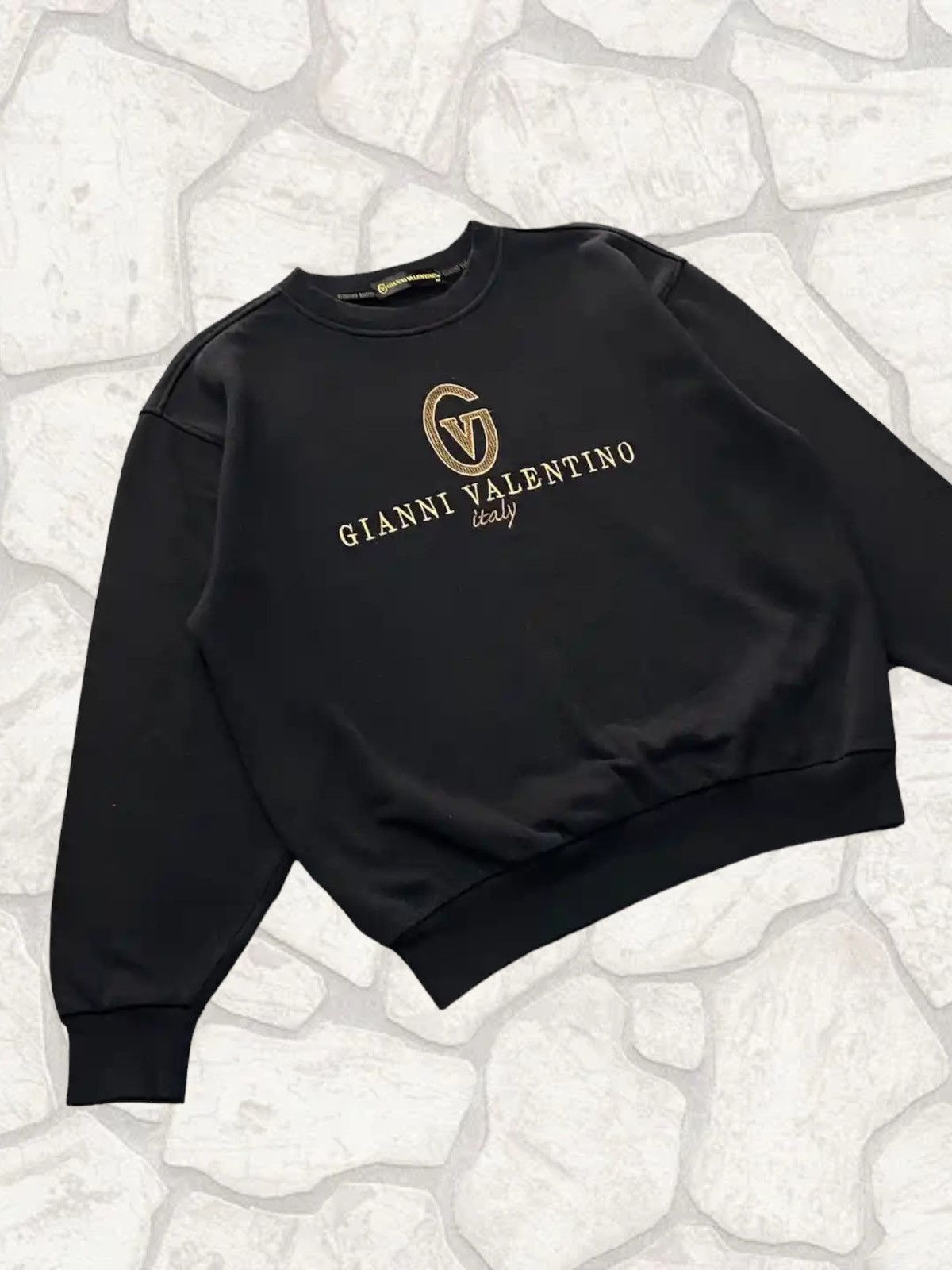 Gianni Valentino × Valentino × Vintage Vintage Gianni Valentino Italy Gold Embroidery Sweatshirt Size US M / EU 48-50 / 2 - 3 Thumbnail