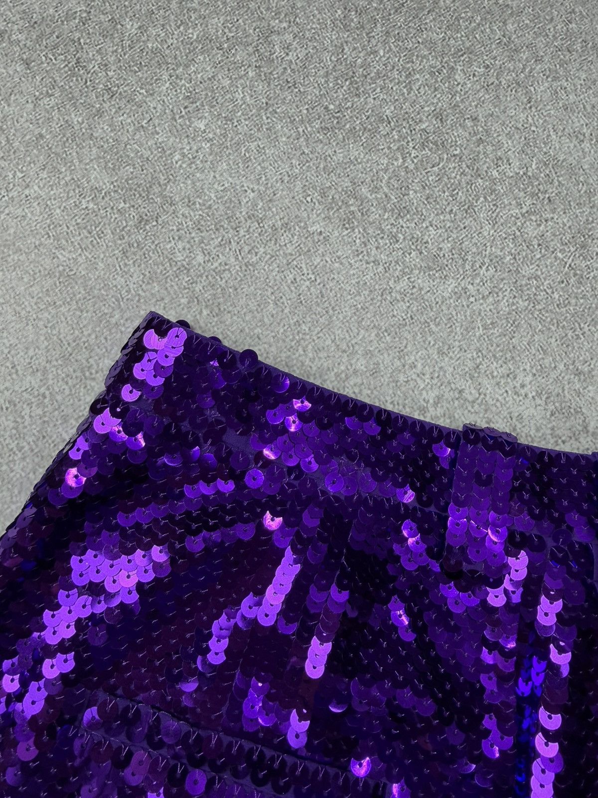 Paco Rabanne Paco Rabbane H&M Purple Sequin Suit Crop Top and Pants S Size S / US 4 / IT 40 - 18 Thumbnail