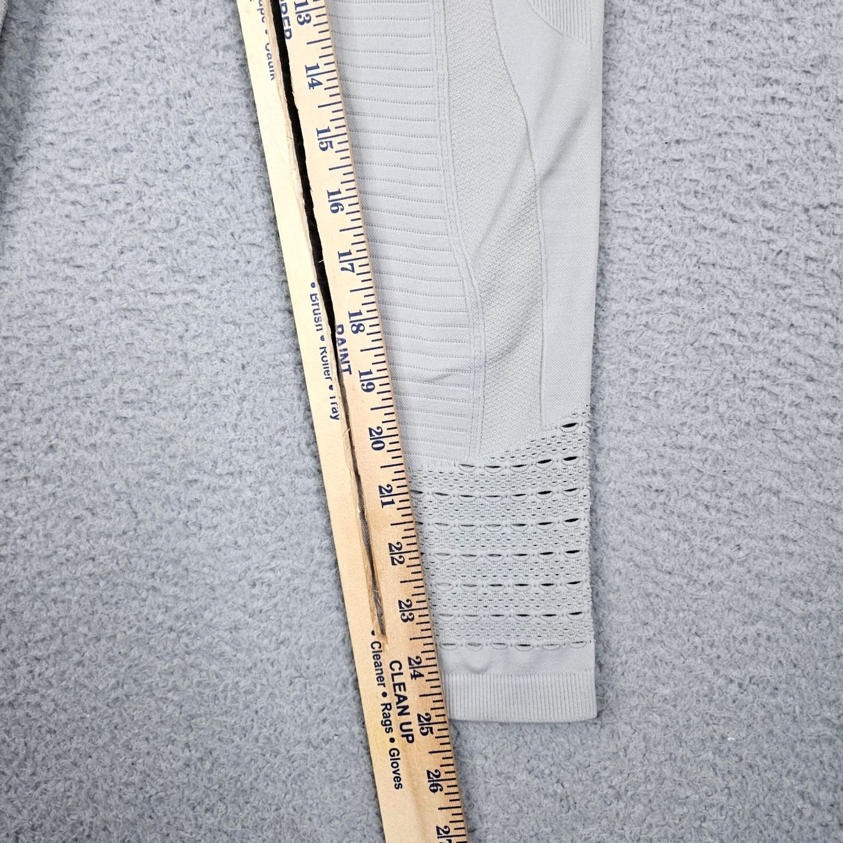 Gymshark Gymshark Women's Energy Seamless Gray Legging XS Athletic Socks? Size 26" / US 2 / IT 38 - 4 Thumbnail