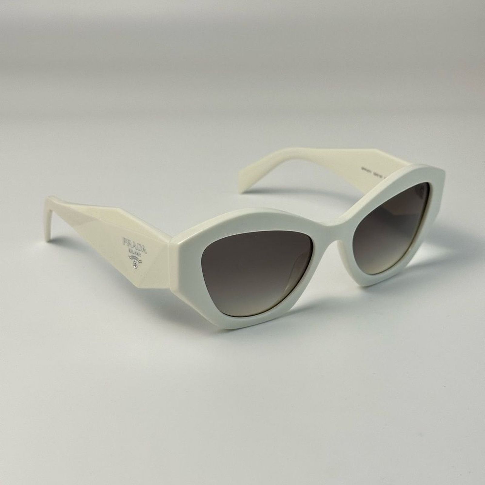 Prada NEW PRADA Sunglasses PR07YSF 142130 White GreyGradient Women Size ONE SIZE - 3 Thumbnail
