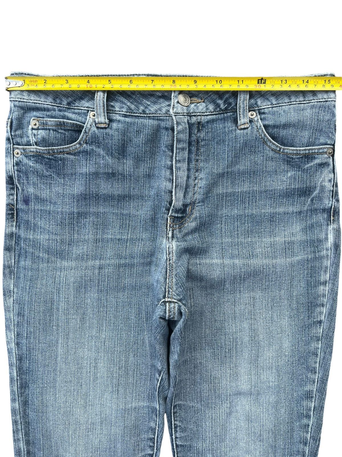 Japanese Brand Vintage Japanese Brand Mid Rise Blue Washed Sick Flare Jeans Size US 30 / EU 46 - 10 Thumbnail