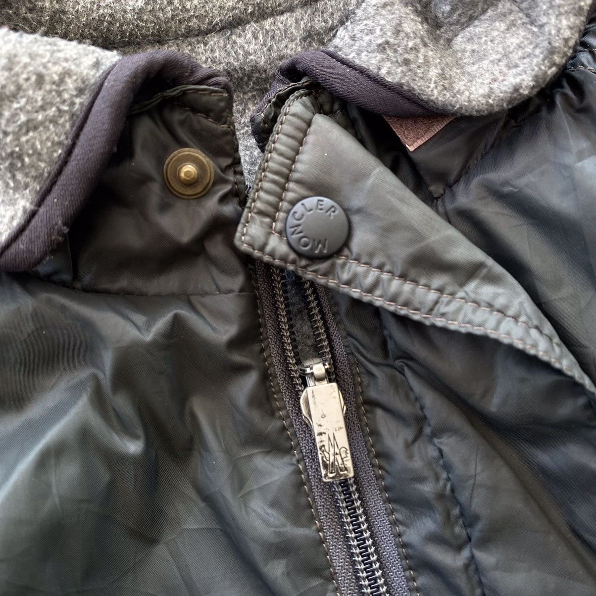 Moncler MONCLER Vintage Reversible Hidden Hoodie Jacket Size US S / EU 44-46 / 1 - 11 Thumbnail