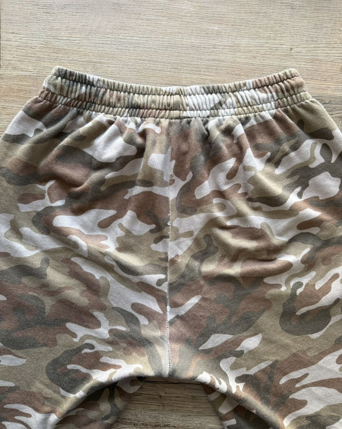 Celine CELINE Mini Logo Camo Sweatpants Size US 32 / EU 48 - 5 Thumbnail