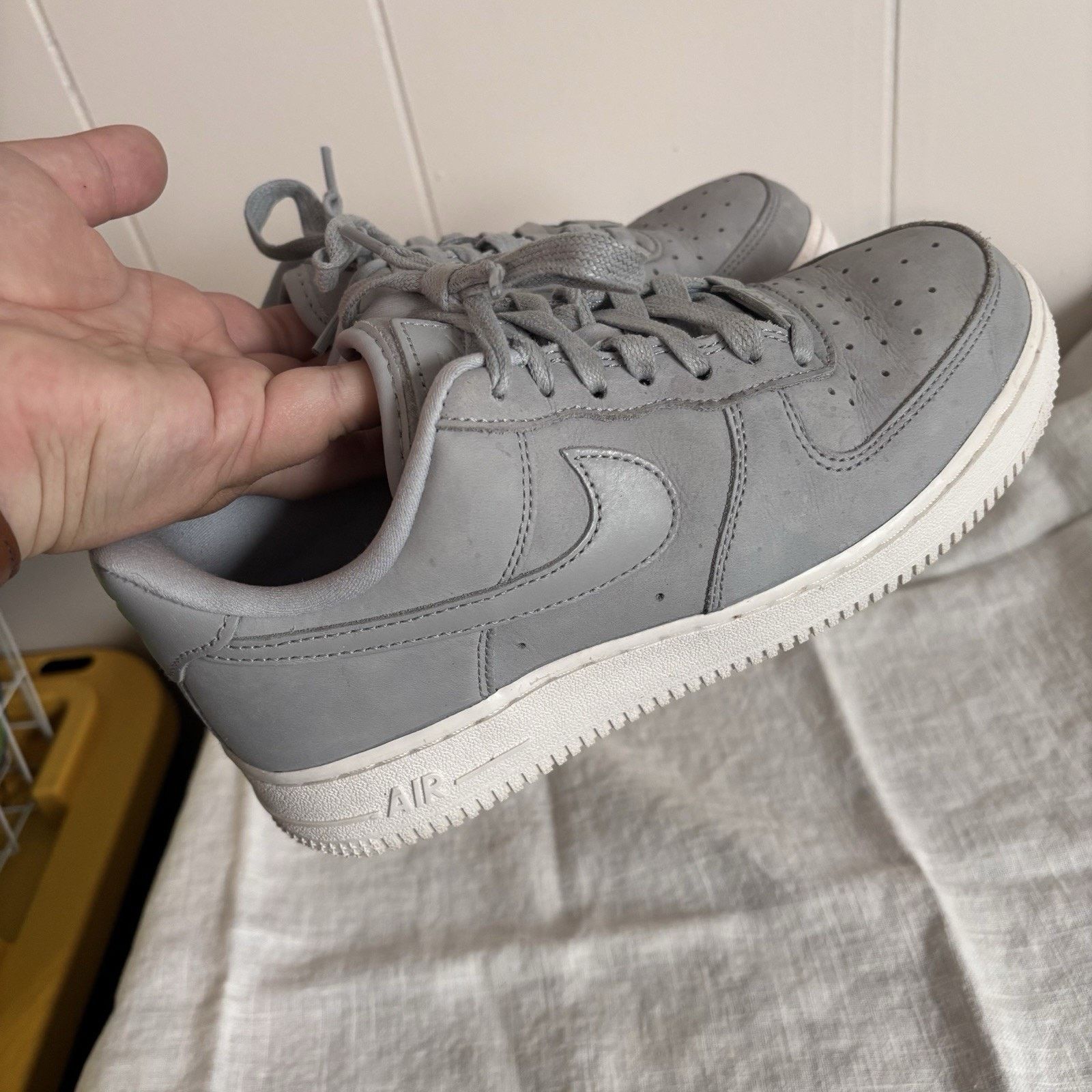 Nike Nike Air Force 1 Low '07 PRM Wolf Grey (Women's) size 7 DR9 Size US 7 / IT 37 - 14 Thumbnail