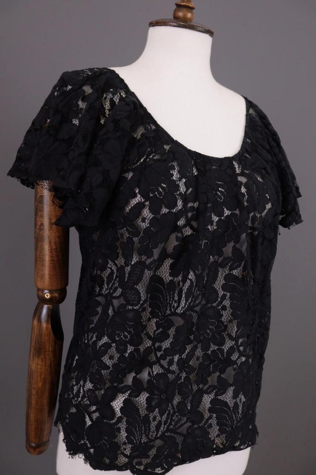 Designer Claudie Pierlot Black Shirt Sleeve Floral Knit Shirt Size 2 Size XS / US 0-2 / IT 36-38 - 4 Thumbnail