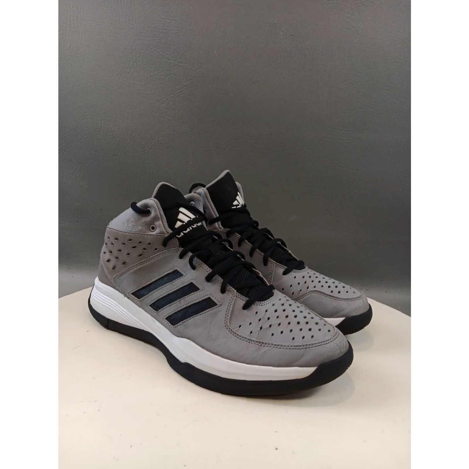 Adidas Adidas Court Fury Shoes Sneakers Men Size 13 Gray Basketball Mid Top Shoes Size US L / EU 52-54 / 3 - 2 Thumbnail