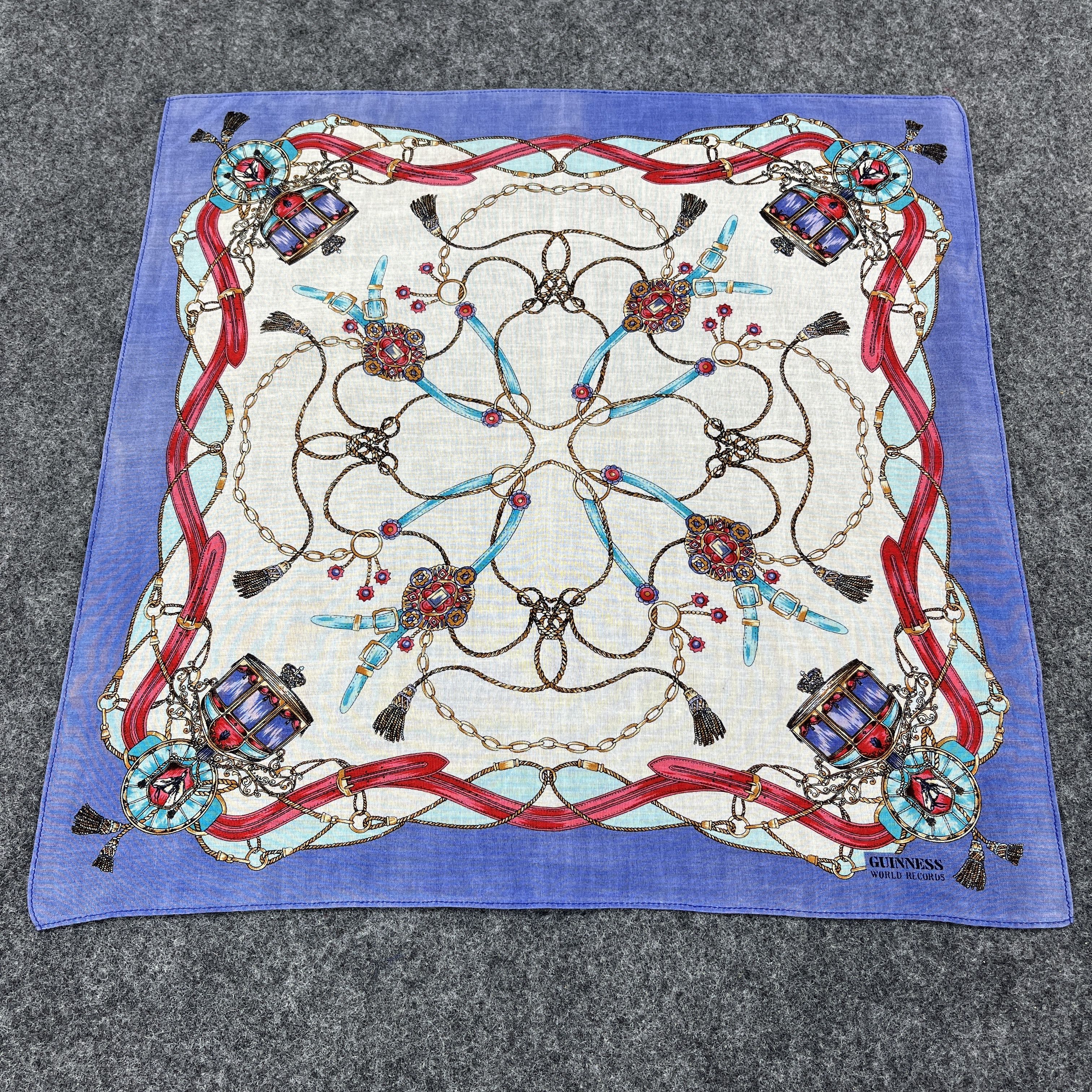 Other Guinness World Records Handkerchief / Neckerchief B221 Size ONE SIZE - 10 Thumbnail