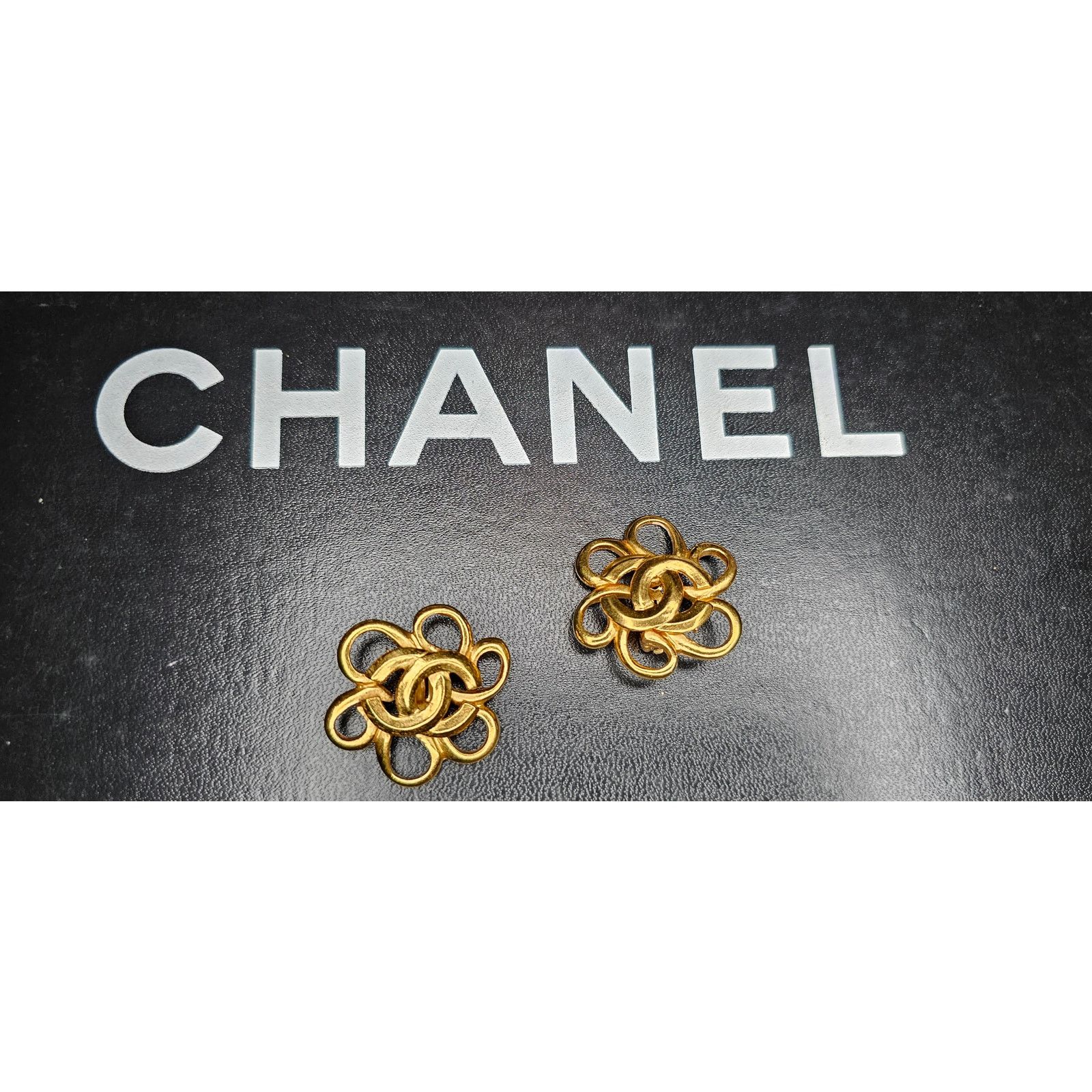 Chanel CHANEL Pre-Owned 1996 CC Flower clip-on earrings Size ONE SIZE - 4 Thumbnail