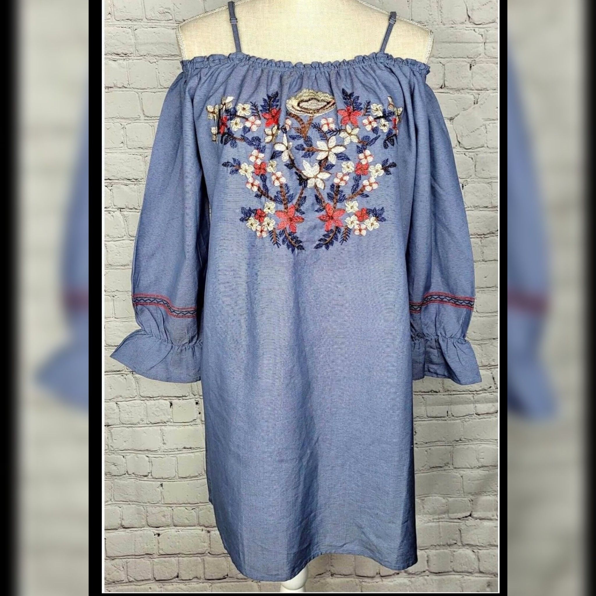 Other Floral embroidered chambray boho style dress (size PL) Size L / US 10 / IT 46 - 2 Thumbnail