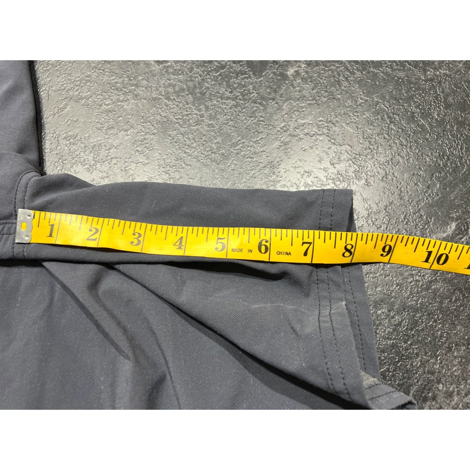 Vintage VINTAGE Toes On The Nose Shorts Chino Mens 38 Gray Flat Front Nylon Blend 8" Inseam Pants Size US 38 / EU 54 - 5 Thumbnail
