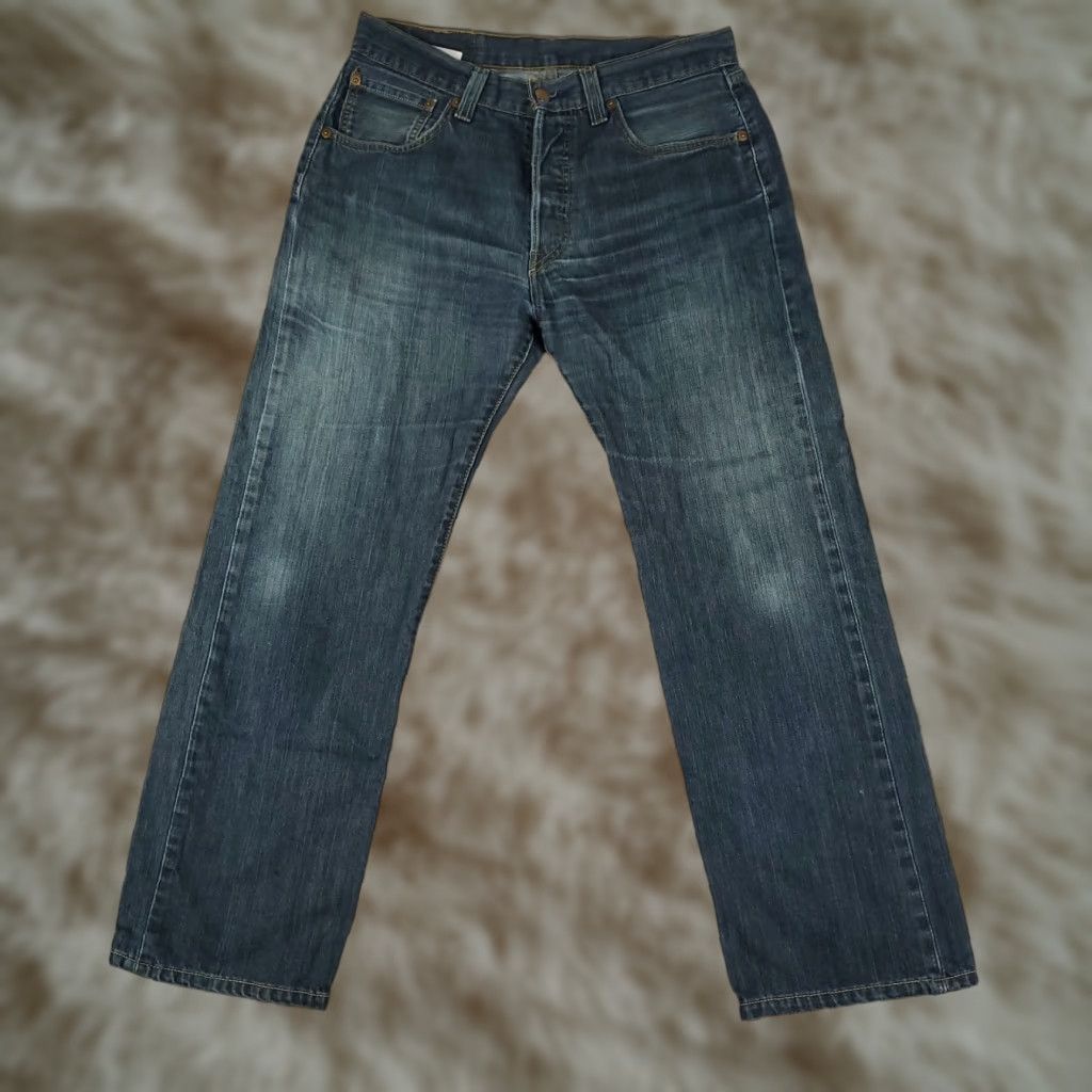 Levi's VINTAGE Levis 501 Jeans Mens Size 32x28 Blue Button Fly Straight Leg Denim Pants Size US 32 / EU 48 - 1 Thumbnail