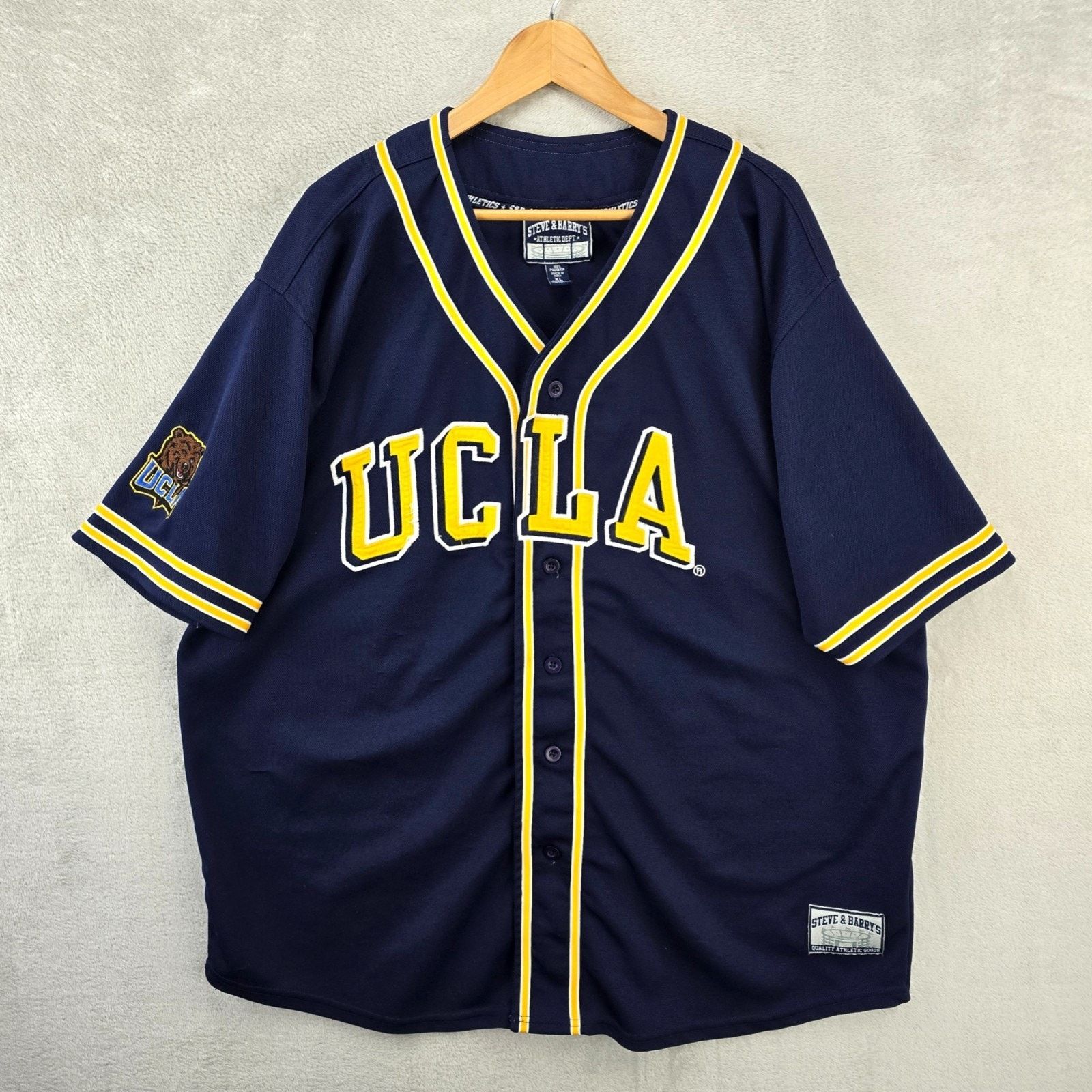 Other Vintage UCLA Bruins Steve & Barry’s Baseball Jersey XL Y2K Size US XL / EU 56 / 4 - 1 Thumbnail